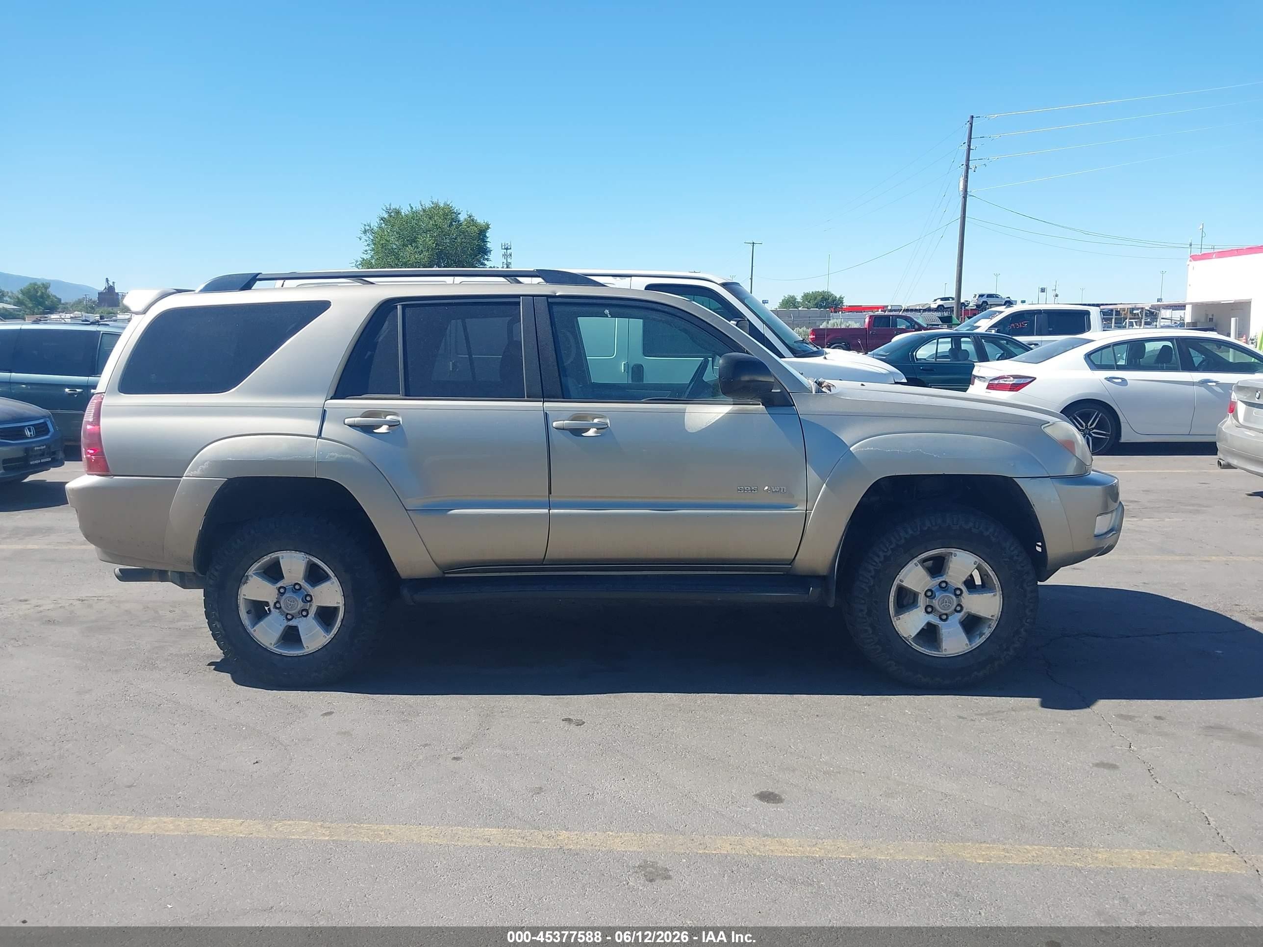 2004 Toyota 4runner Sr5 V8 Gold vin: JTEBT14R348016209