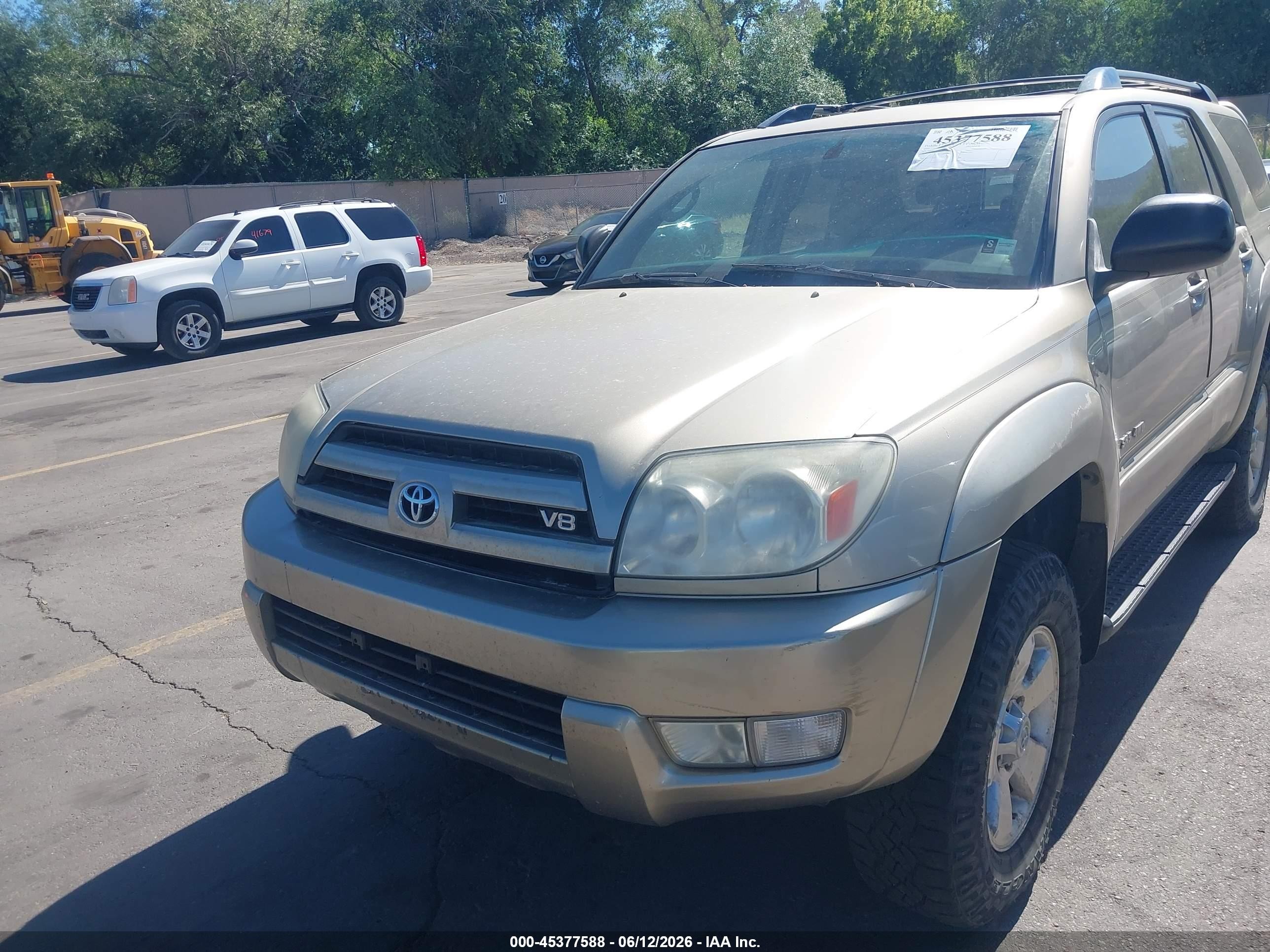 2004 Toyota 4runner Sr5 V8 Gold vin: JTEBT14R348016209
