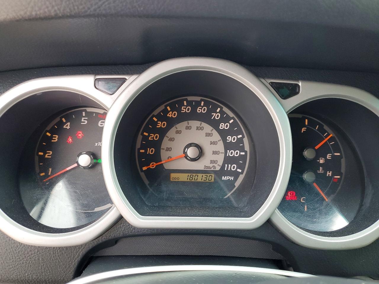 2005 Toyota 4runner Sr5 White vin: JTEBT14R350047833