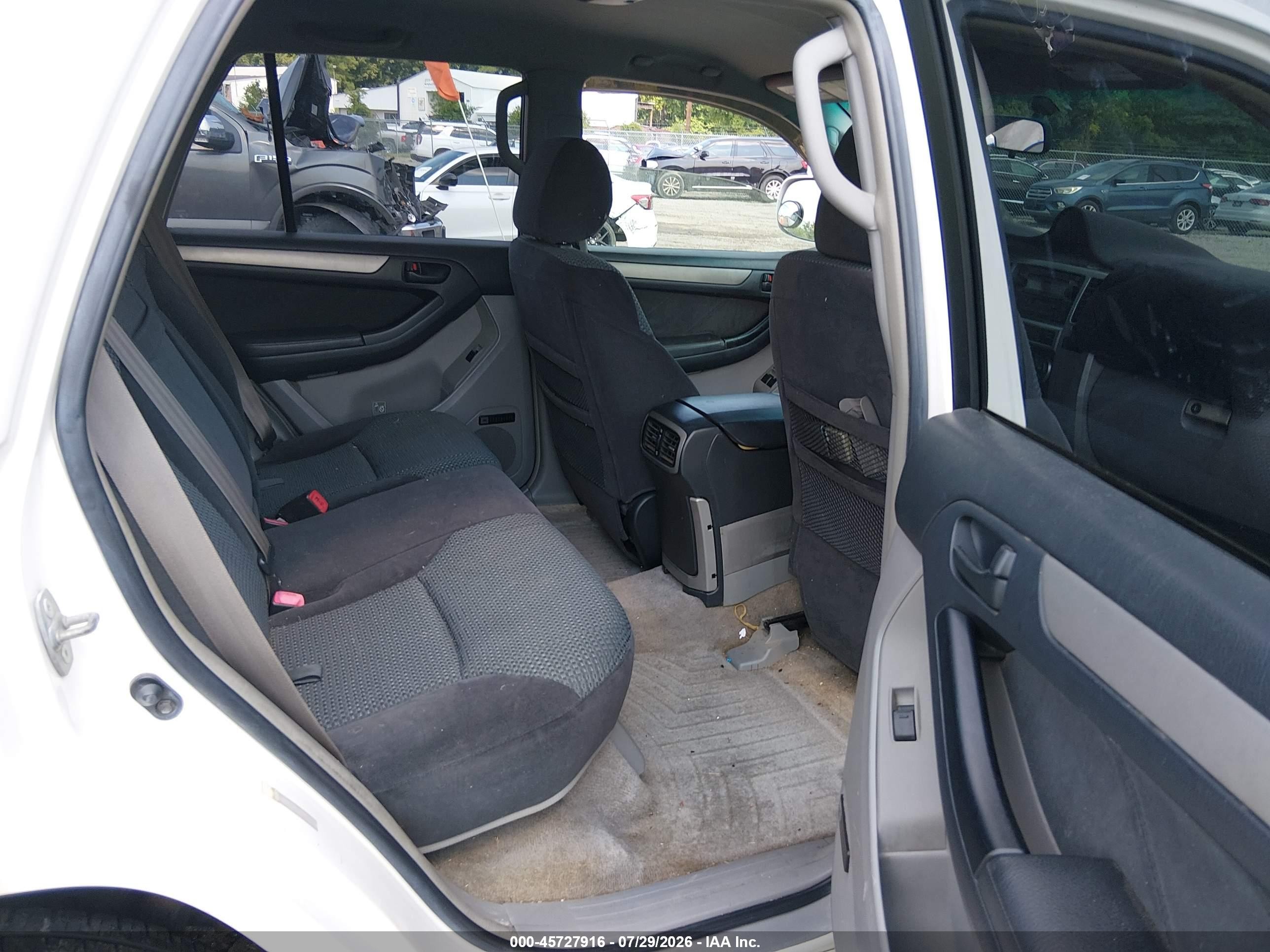 2005 Toyota 4runner Sr5 Sport V8 White vin: JTEBT14R358021850