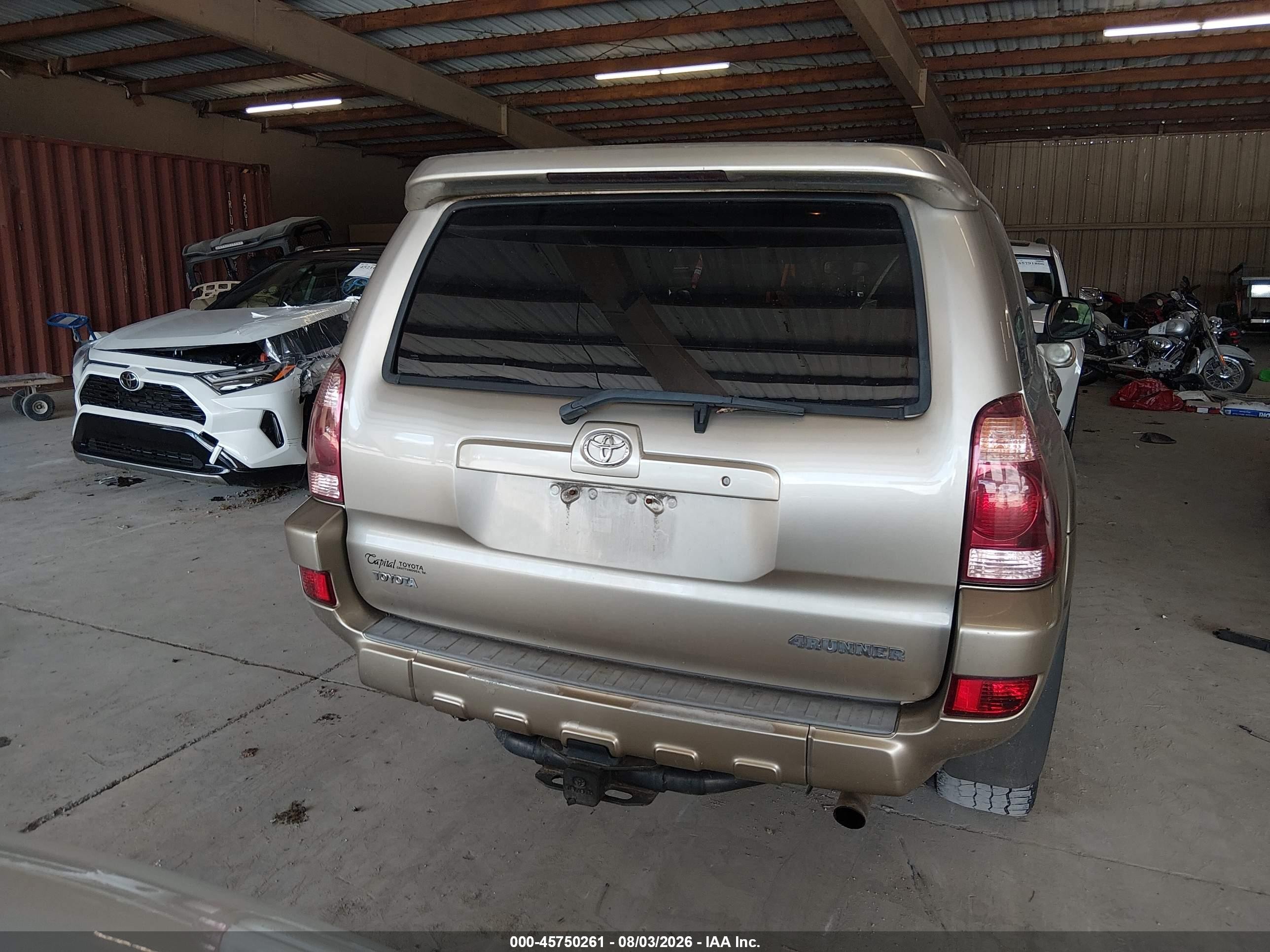 2005 Toyota 4runner Sr5 V8 Gold vin: JTEBT14R750054963