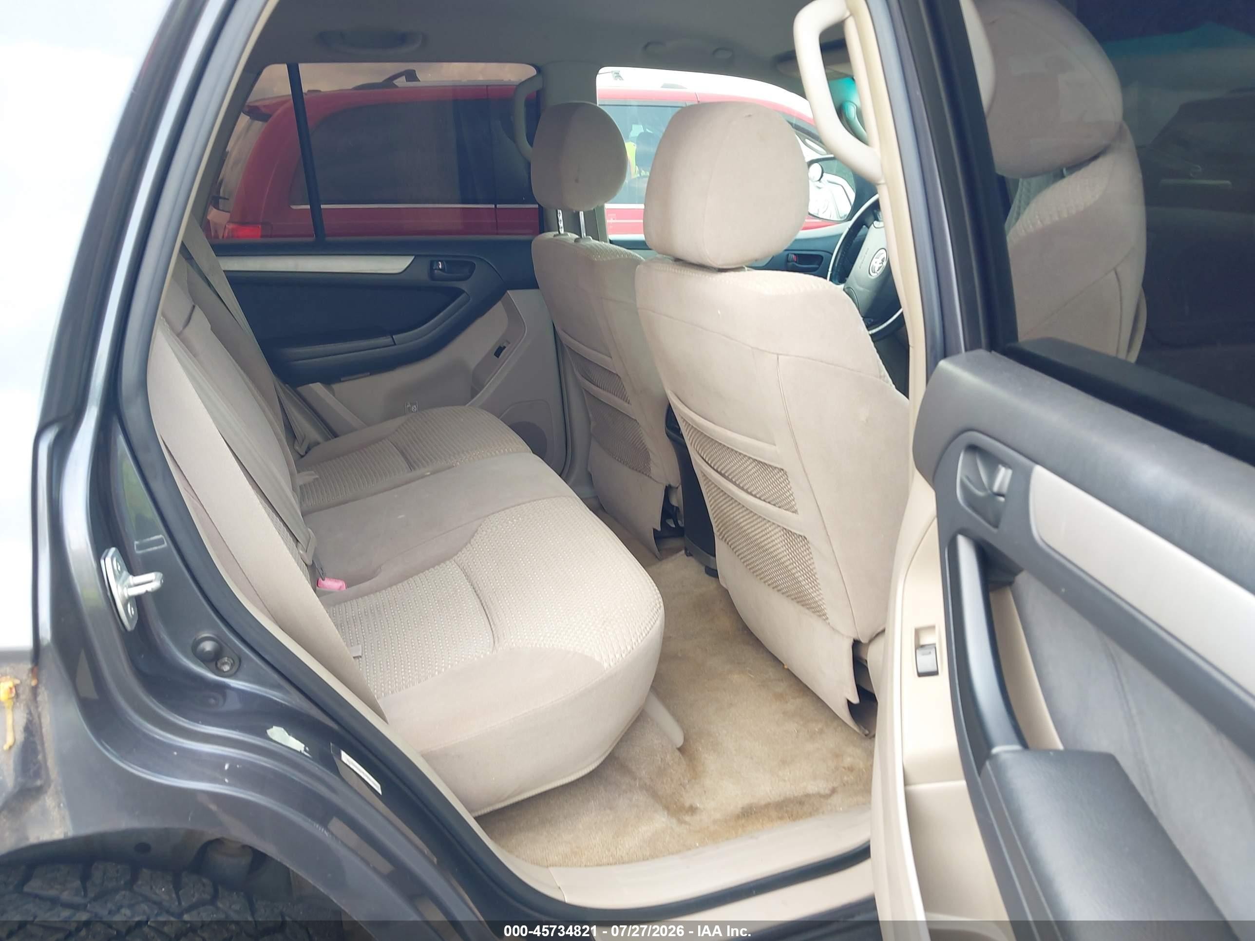 2005 Toyota 4runner Sr5 V8 Silver vin: JTEBT14R758027697