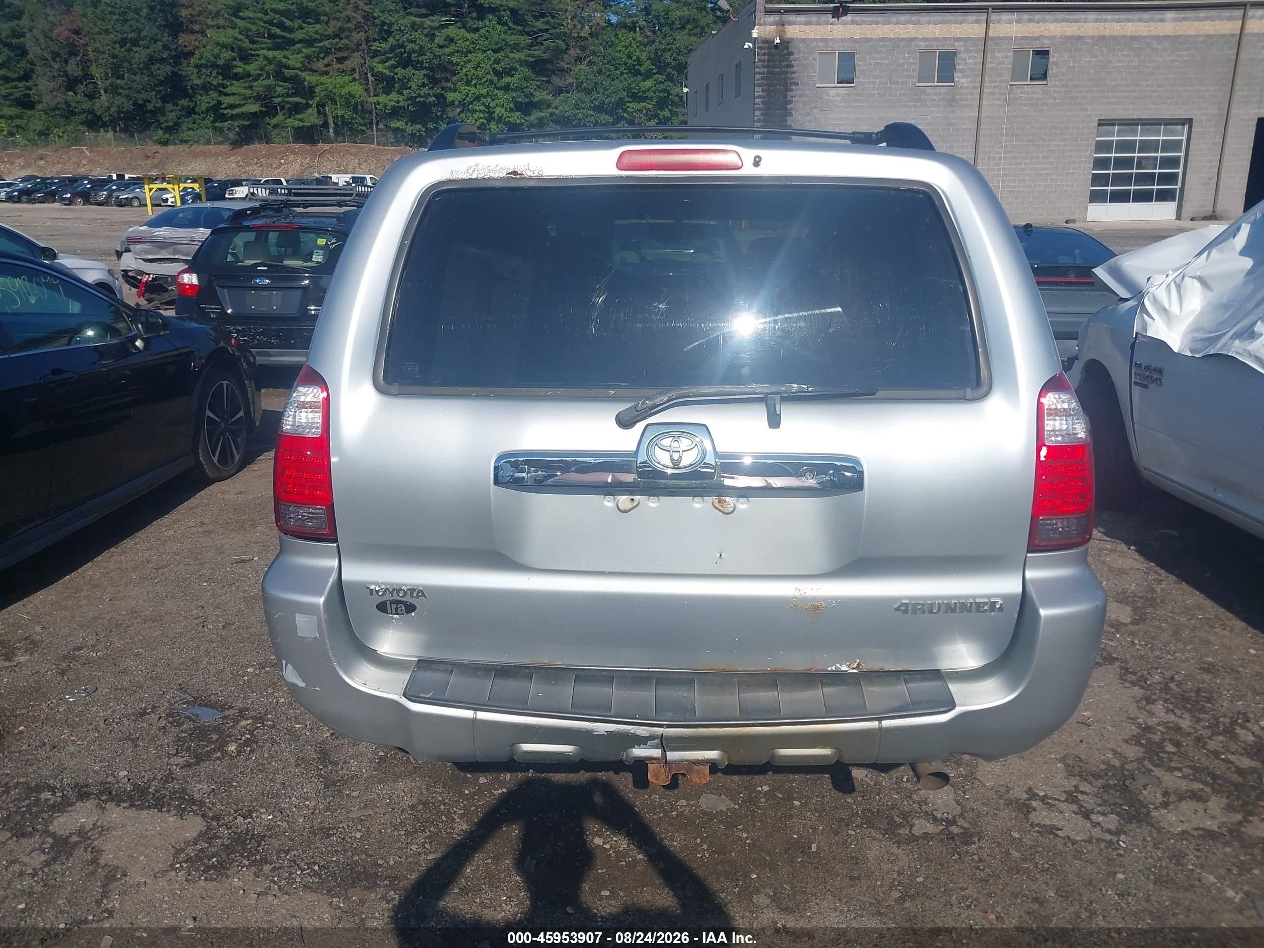 2006 Toyota 4runner Sr5 V8 Gray vin: JTEBT14R760062417