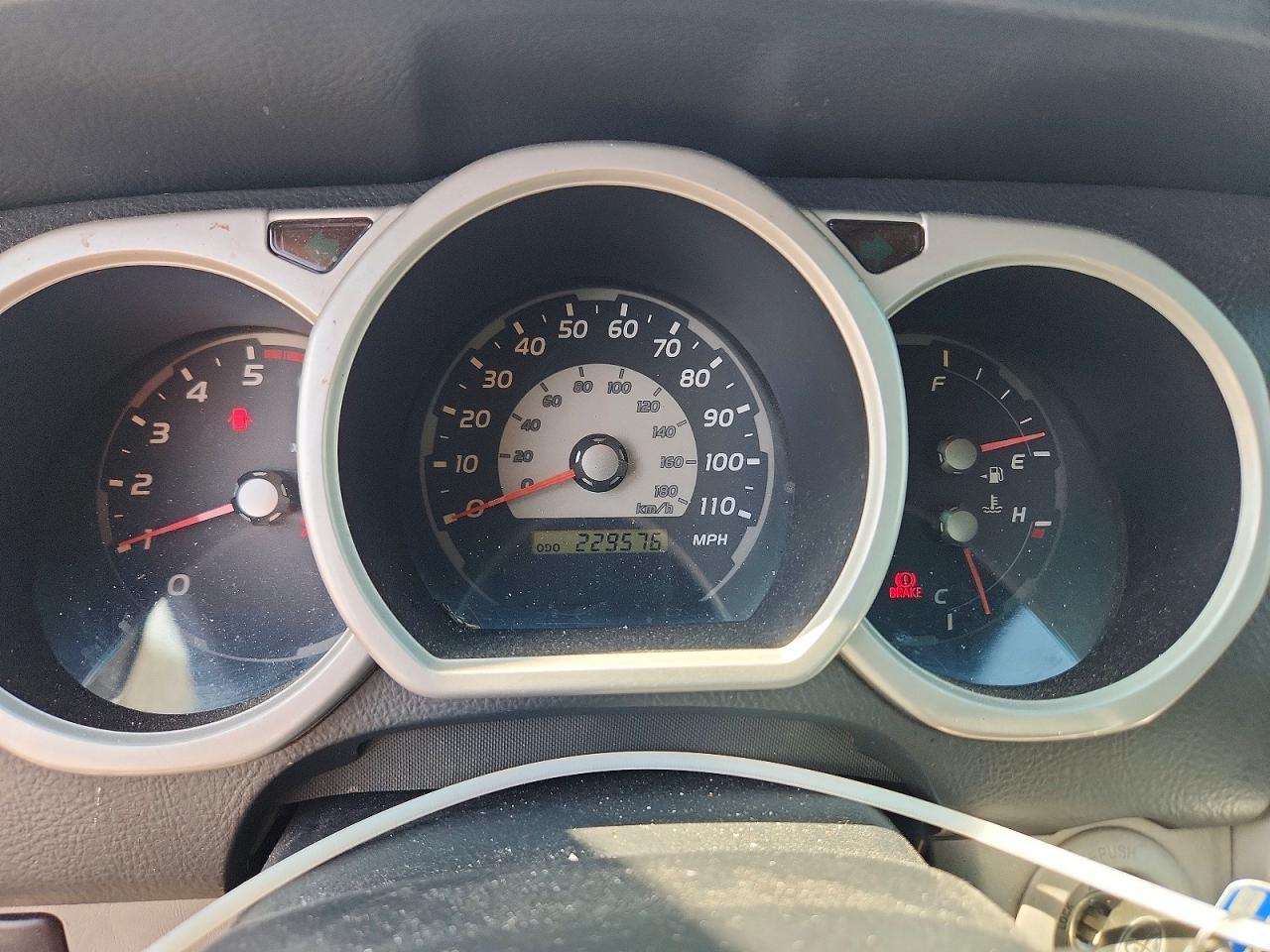 2004 Toyota 4runner Sport Edition Silver vin: JTEBT14R840037782