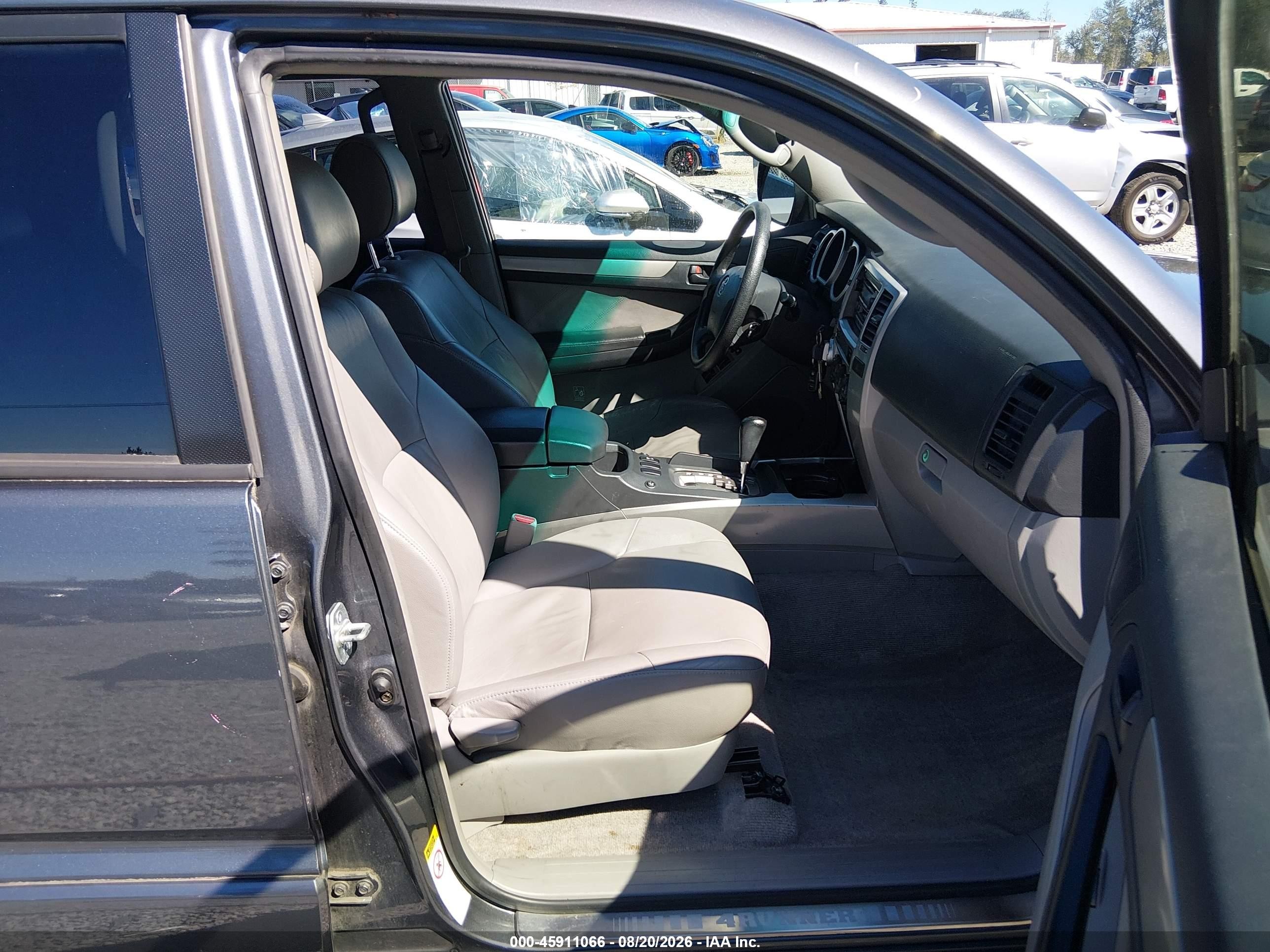 2005 Toyota 4runner Sr5 V8 Gray vin: JTEBT14R850055846
