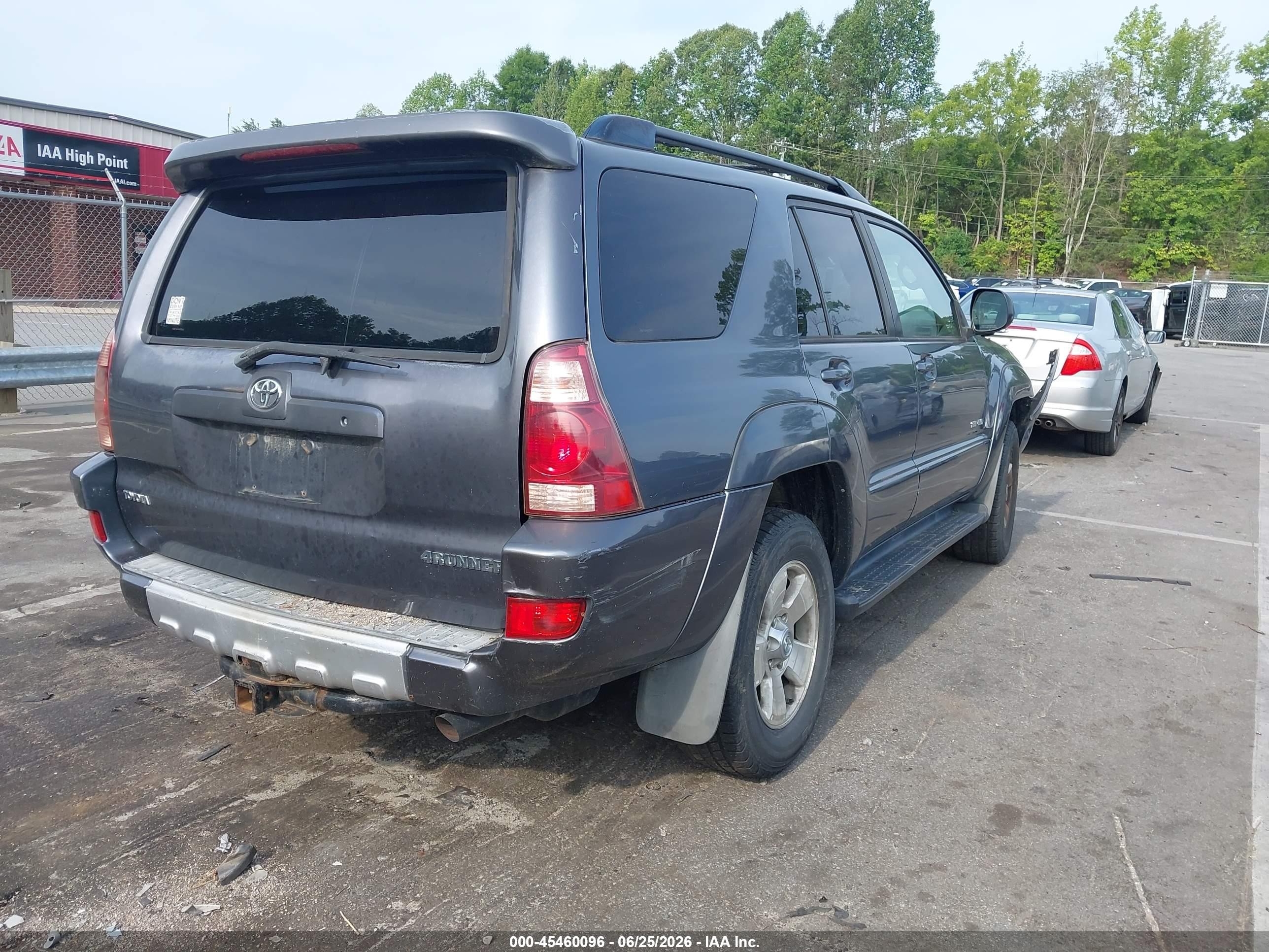 2004 Toyota 4runner Sr5 V8 Серый vin: JTEBT14R940038617