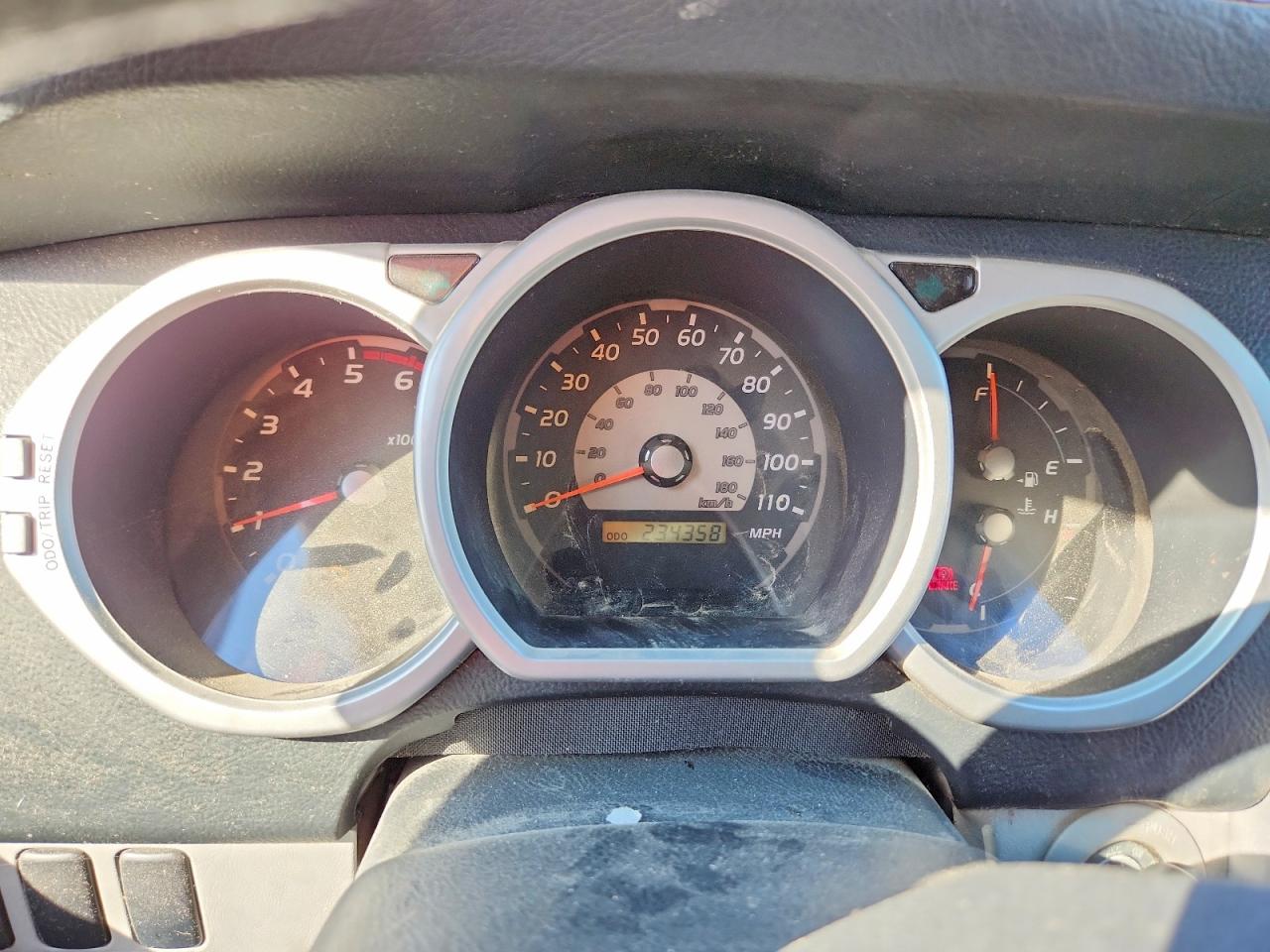 2004 Toyota 4runner Sr5 Серебряный vin: JTEBT14R948013864