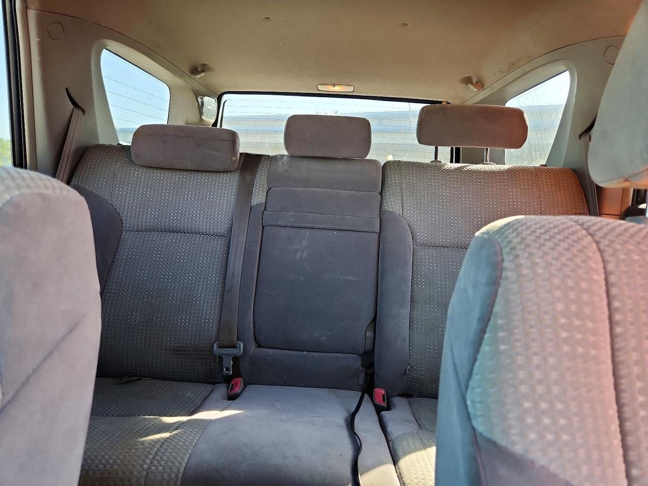 2004 Toyota 4runner Sr5 Серебряный vin: JTEBT14R948013864