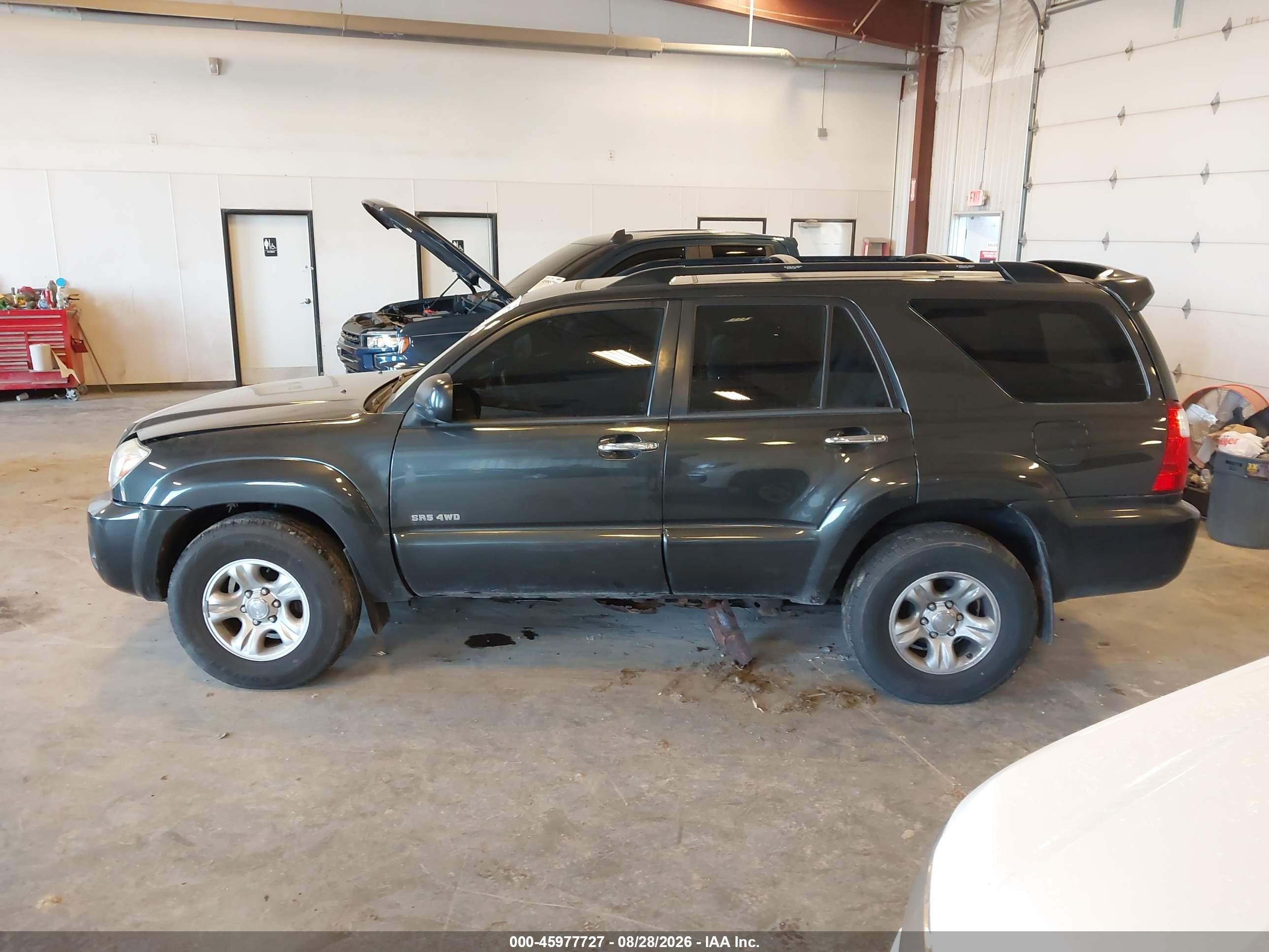 2006 Toyota 4runner Sr5 V8 Gray vin: JTEBT14R968037388