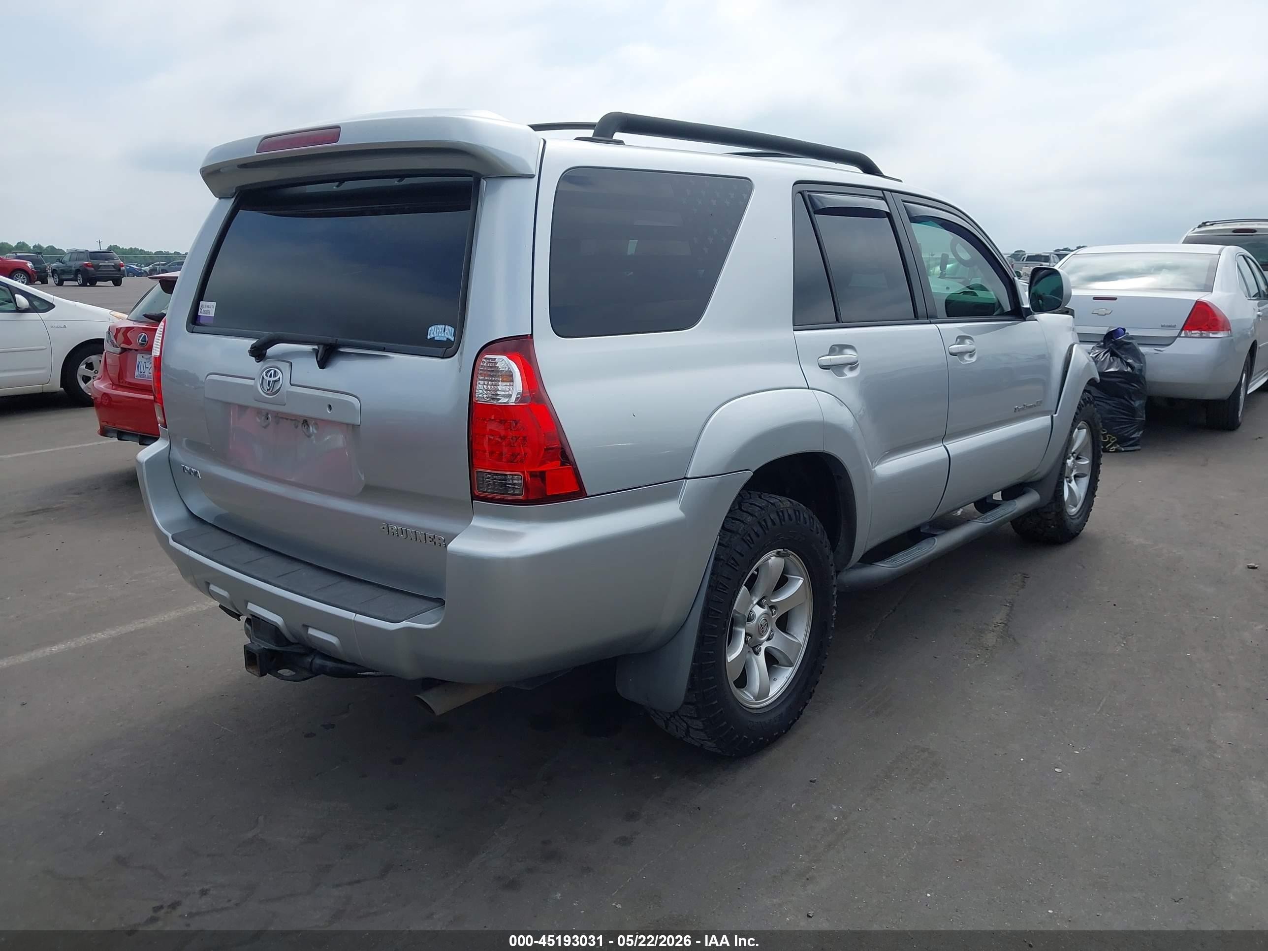 2008 Toyota 4runner Sport V8 Silver vin: JTEBT14R98K004767