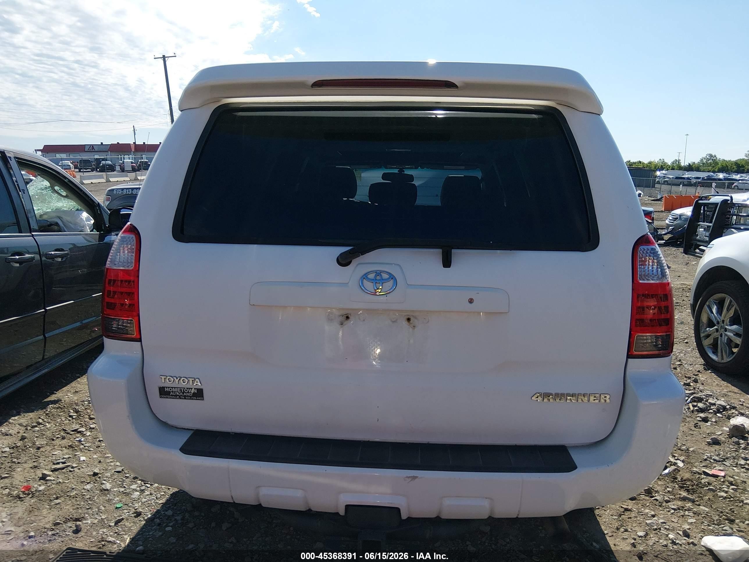 2006 Toyota 4runner Limited V8 White vin: JTEBT17R060058933