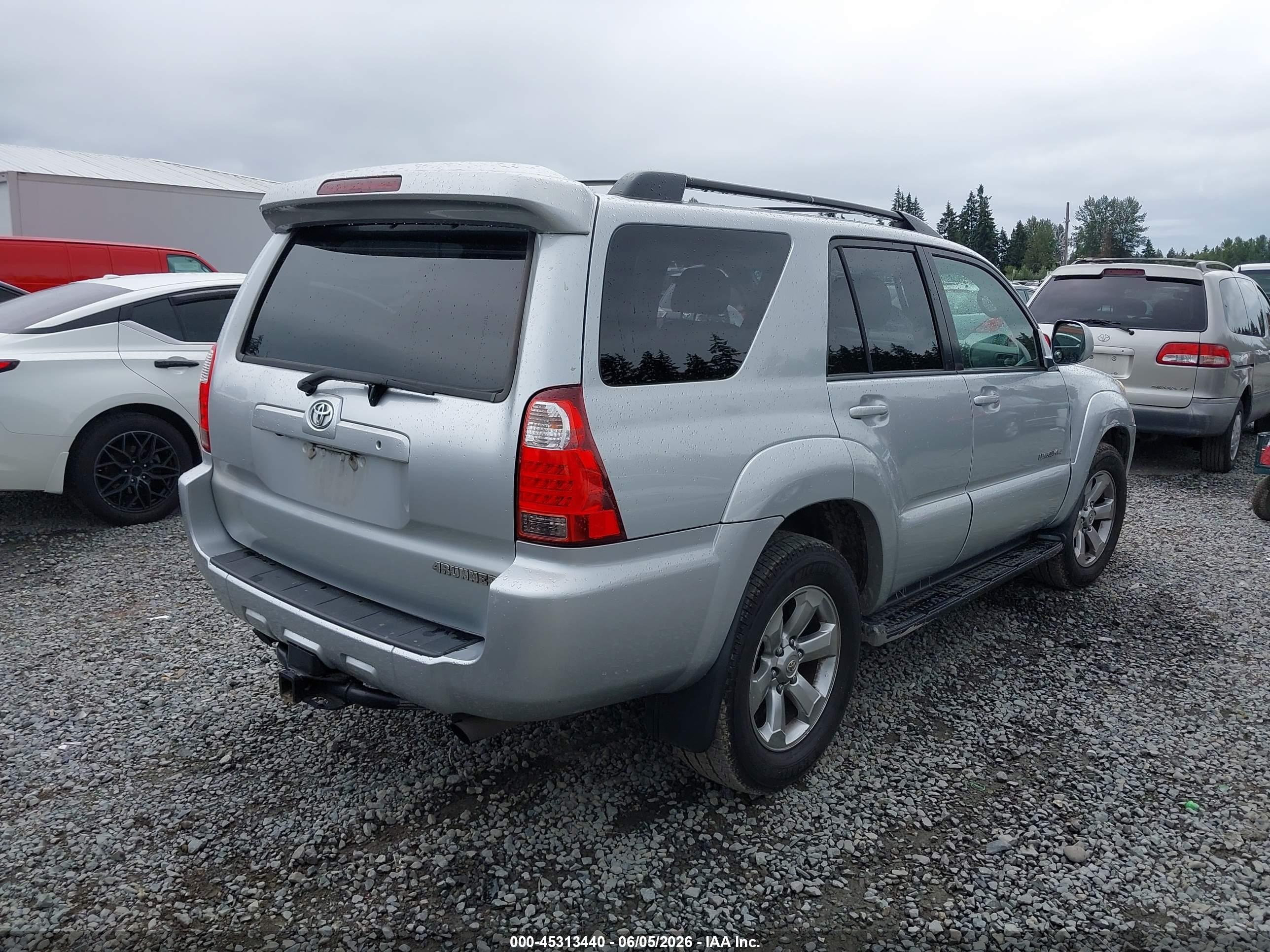 2007 Toyota 4runner Limited V8 Серебряный vin: JTEBT17R078039043