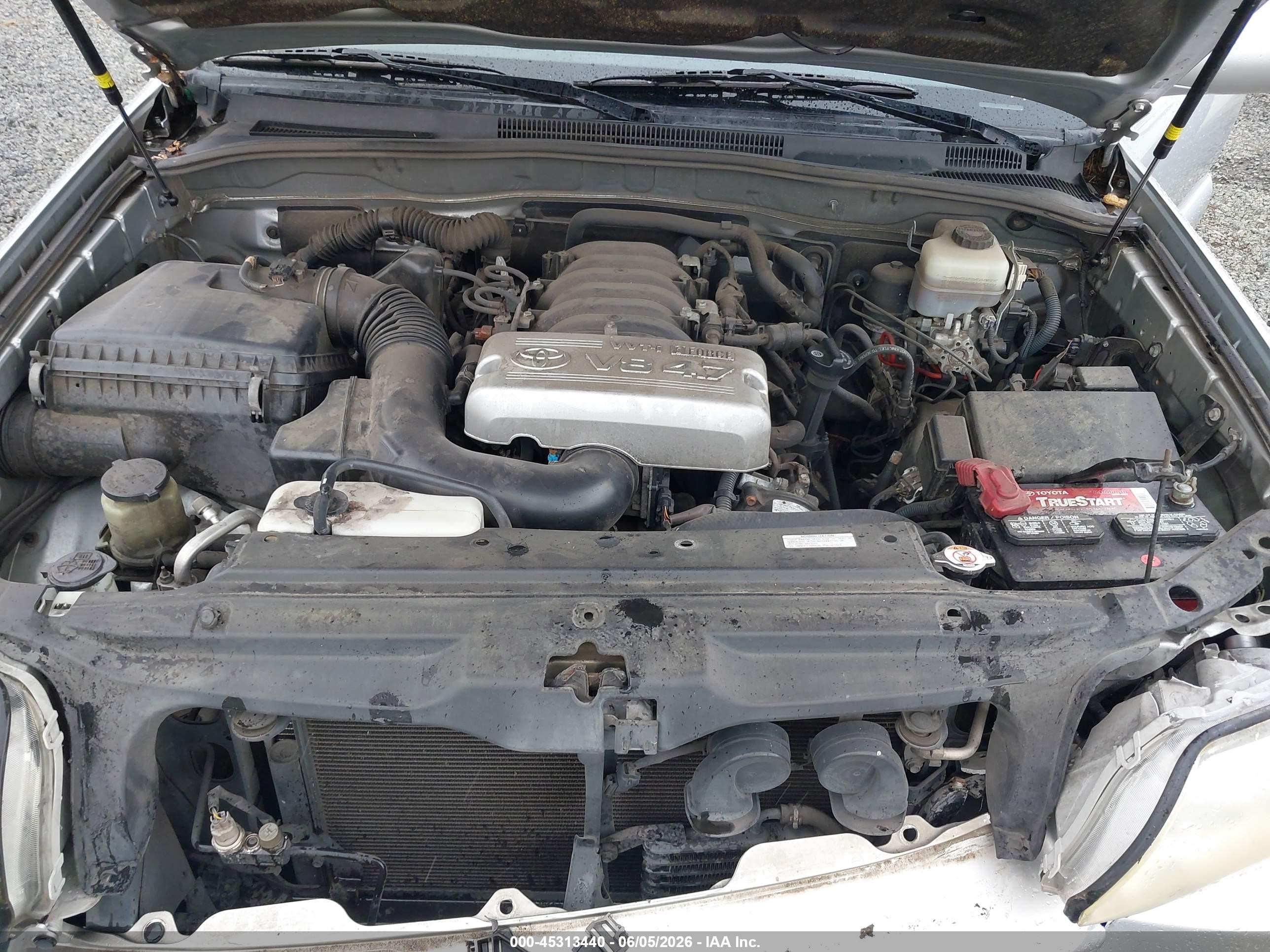 2007 Toyota 4runner Limited V8 Серебряный vin: JTEBT17R078039043