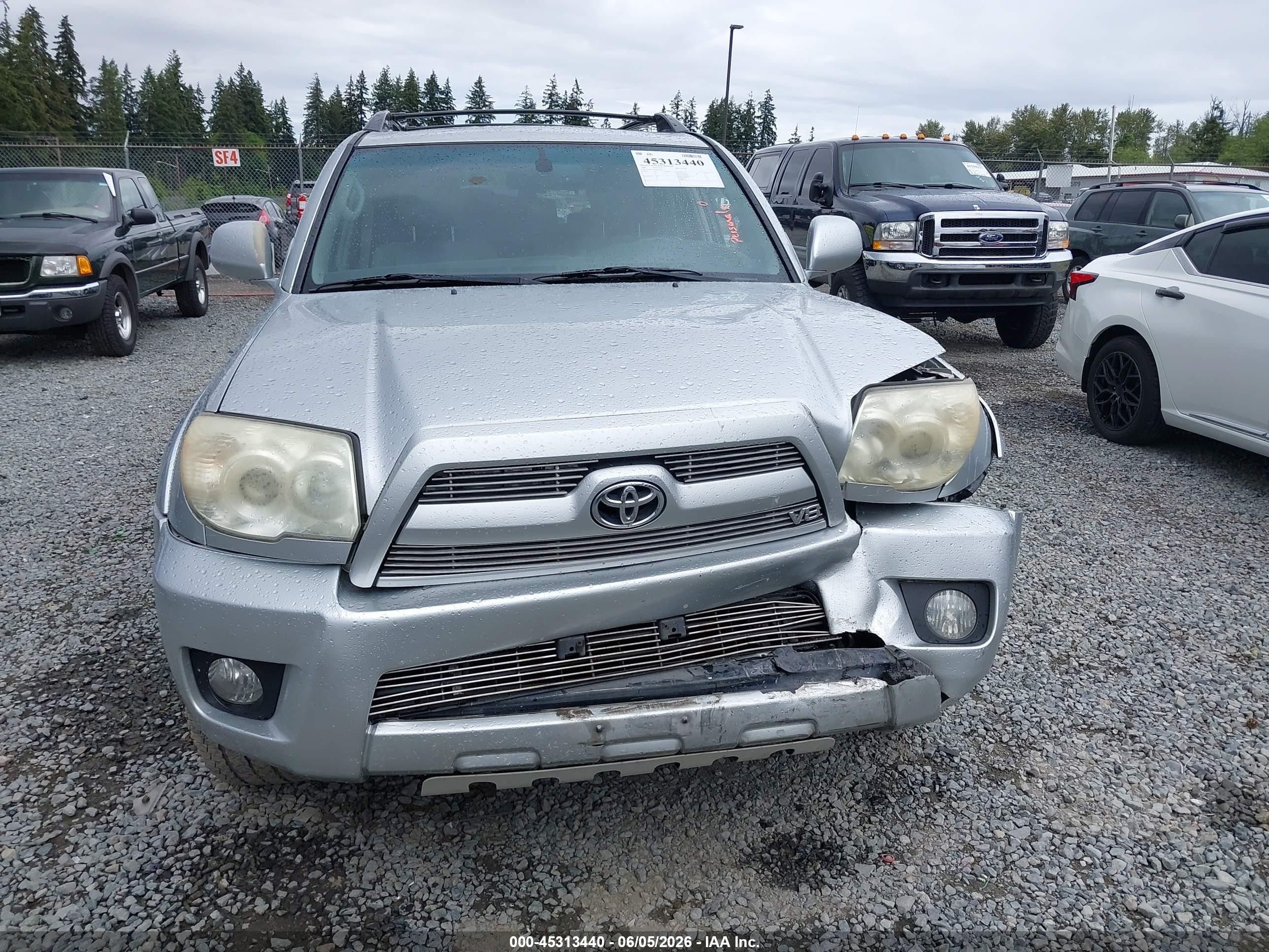2007 Toyota 4runner Limited V8 Серебряный vin: JTEBT17R078039043