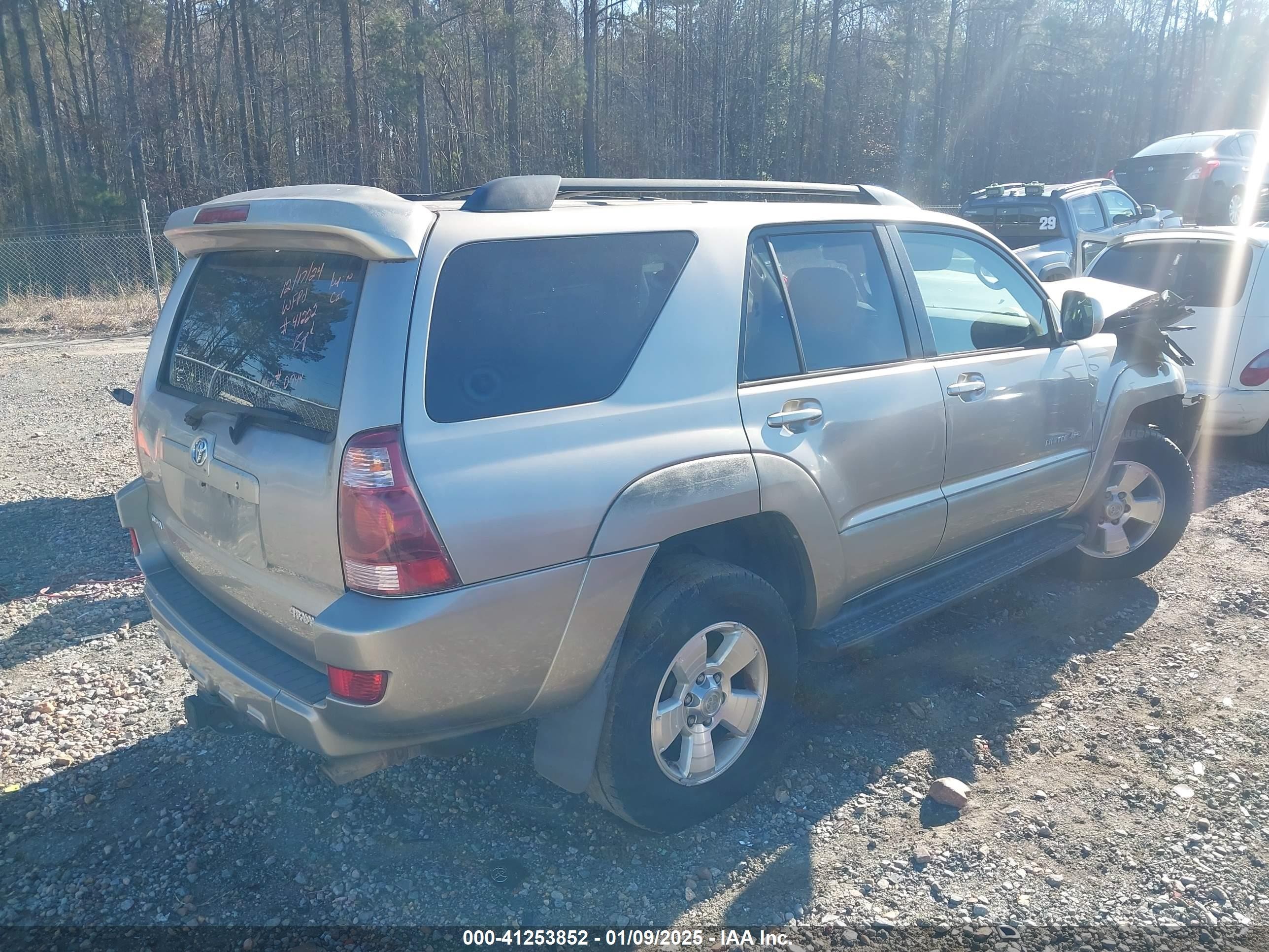2005 Toyota 4runner Limited V8 Gold vin: JTEBT17R350050744