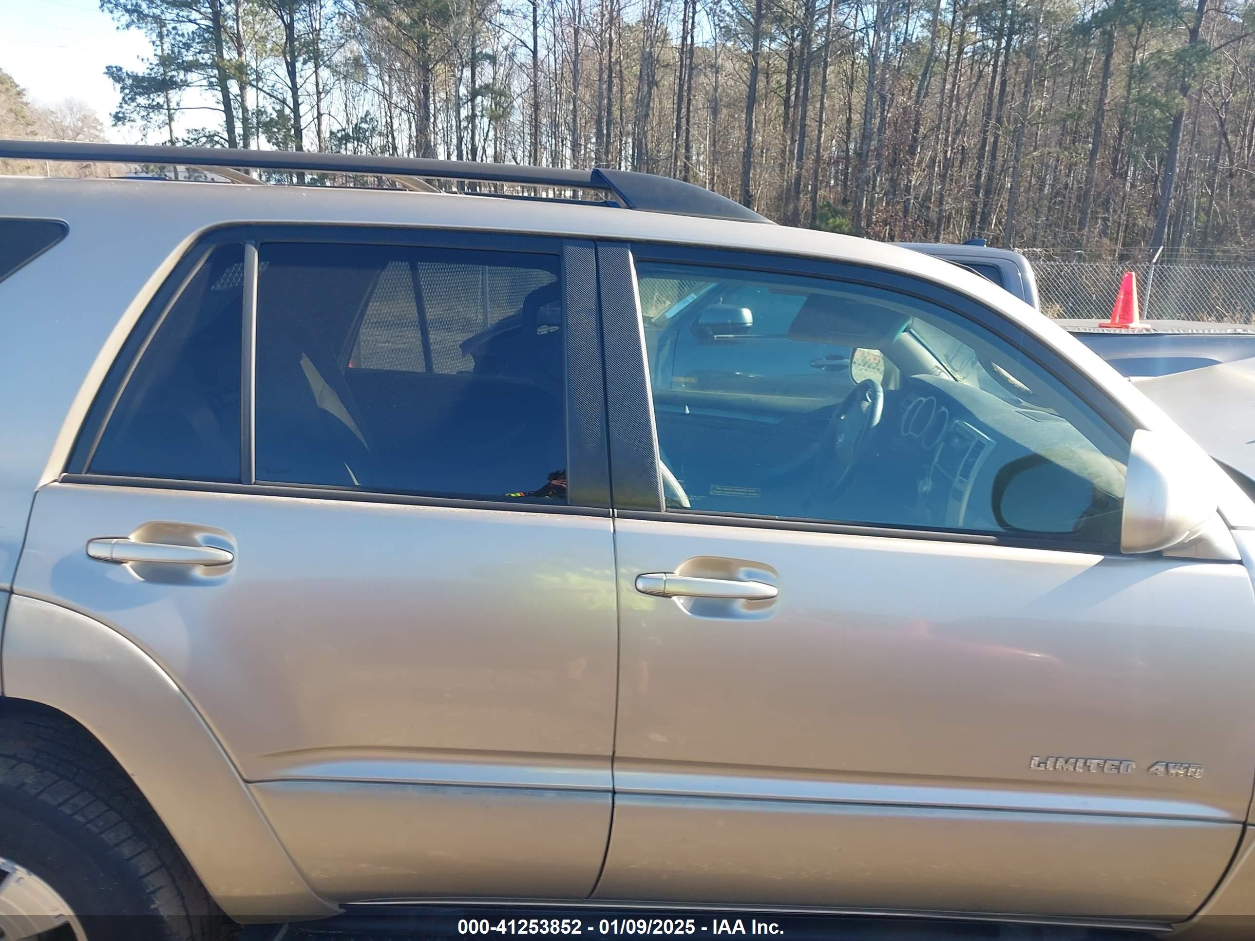 2005 Toyota 4runner Limited V8 Gold vin: JTEBT17R350050744