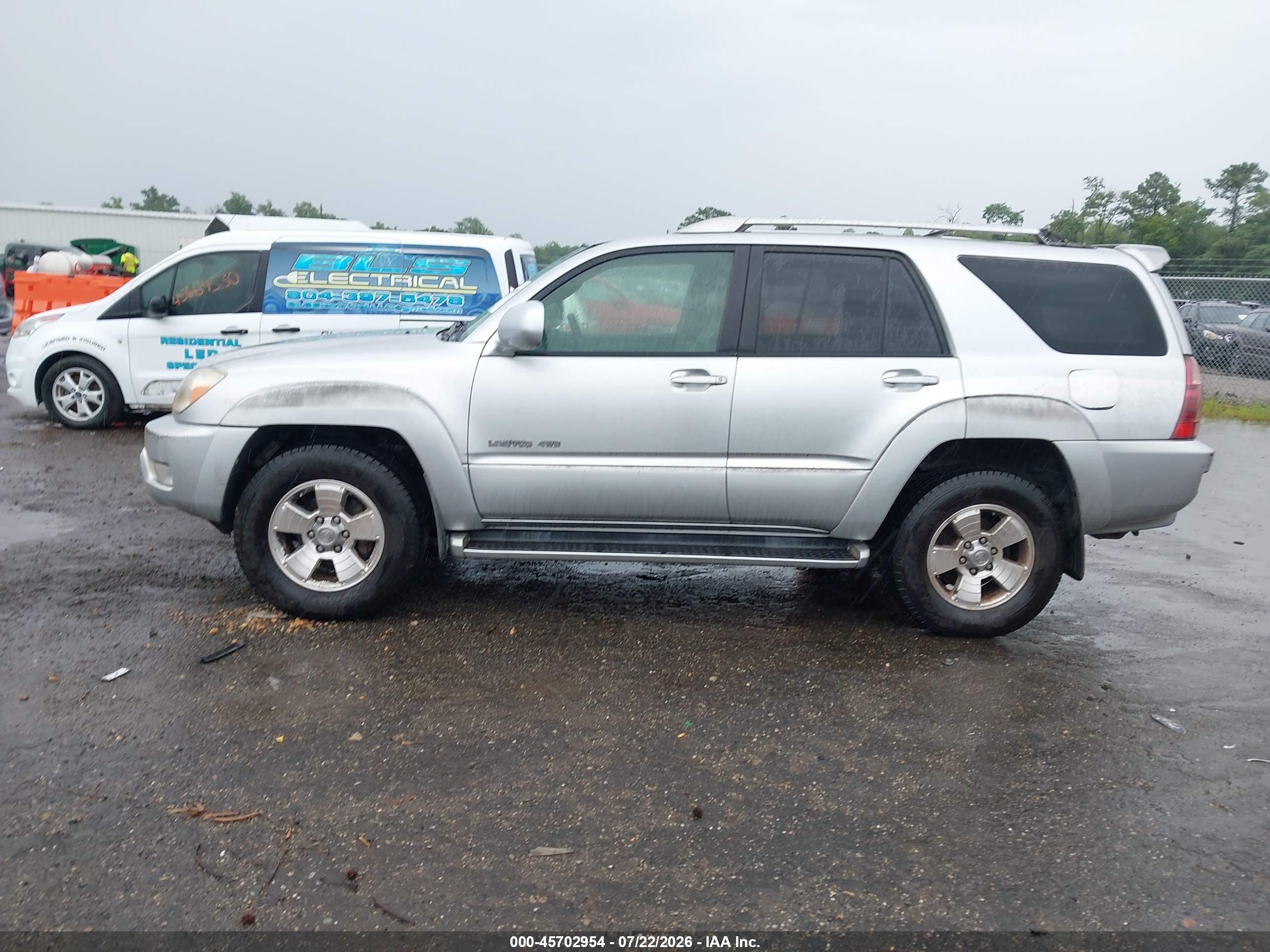 2004 Toyota 4runner Limited V8 Silver vin: JTEBT17R648017382