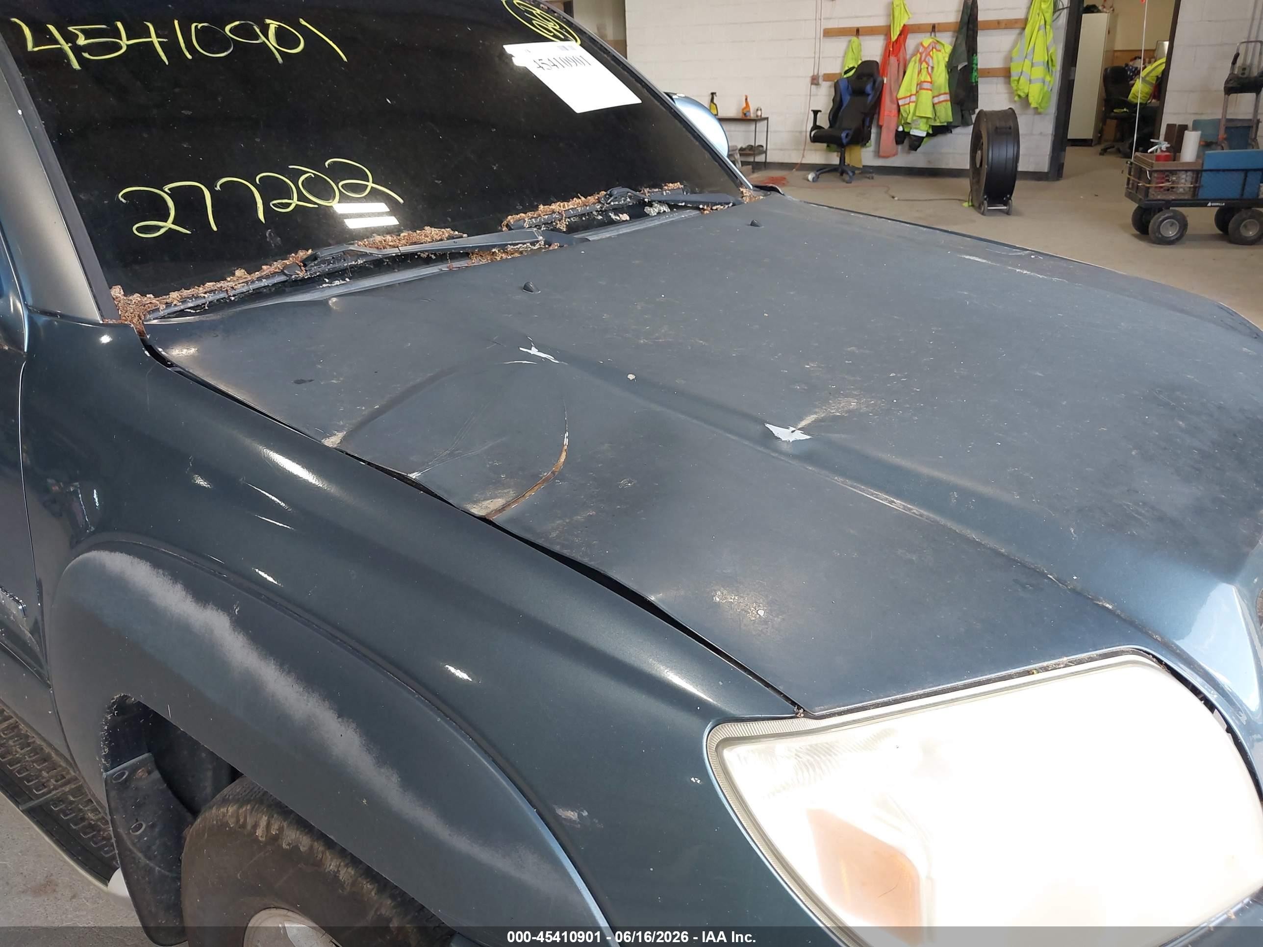 2004 Toyota 4runner Limited V8 Blue vin: JTEBT17R840042556