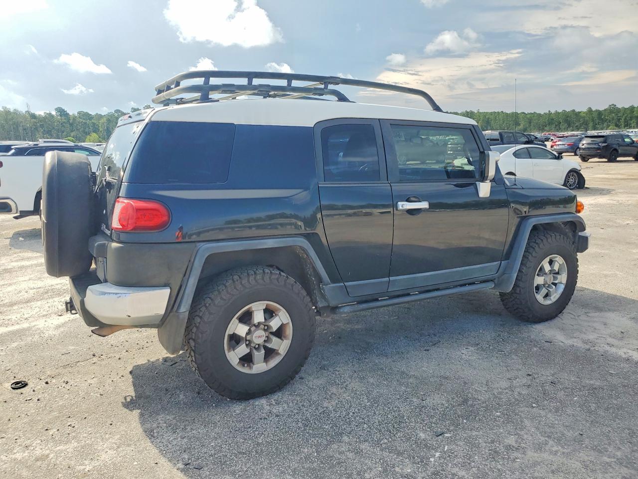 2007 Toyota Fj Cruiser Base Black vin: JTEBU11F070001449