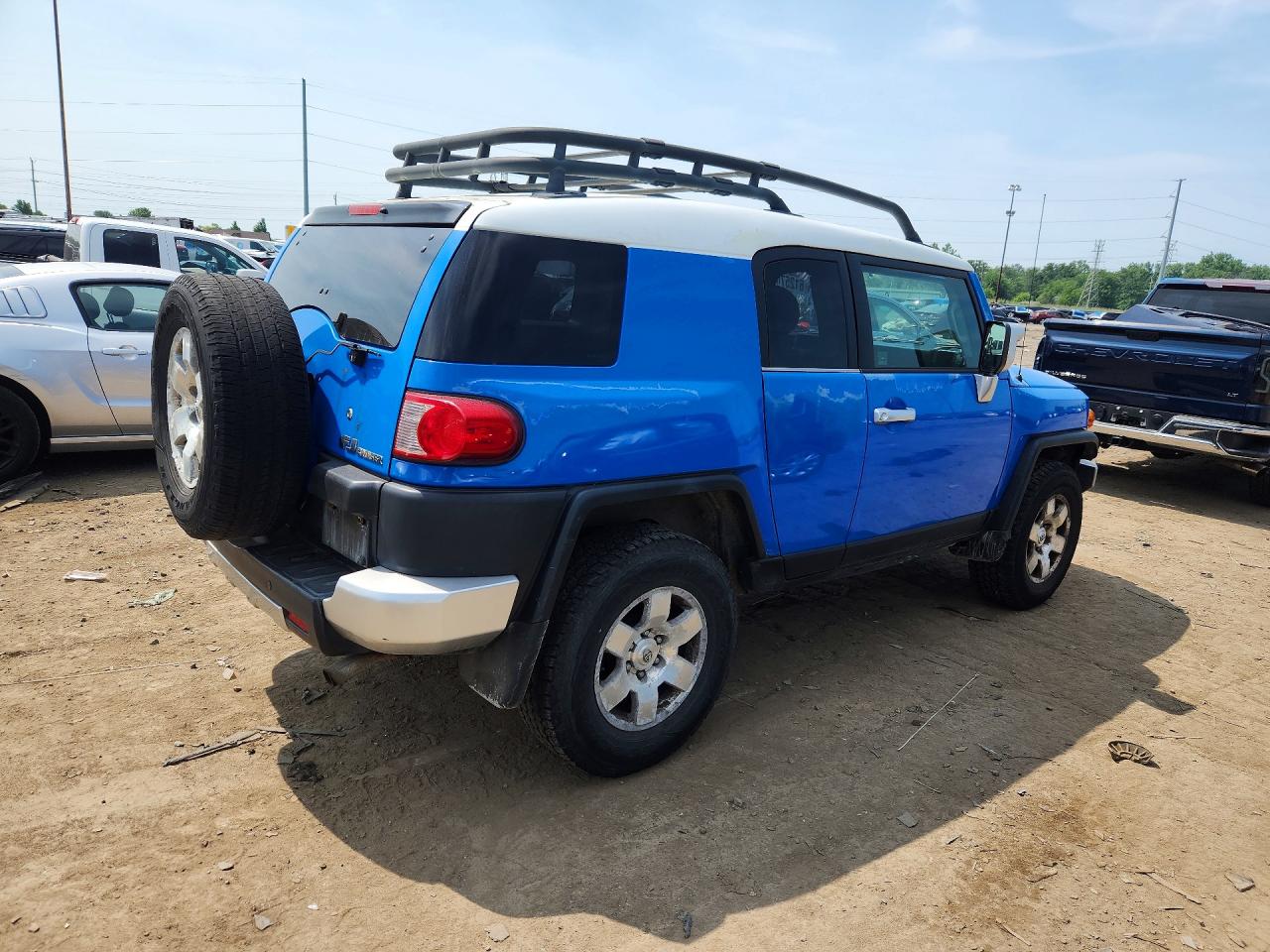 2007 Toyota Fj Cruiser Base Blue vin: JTEBU11F070002486