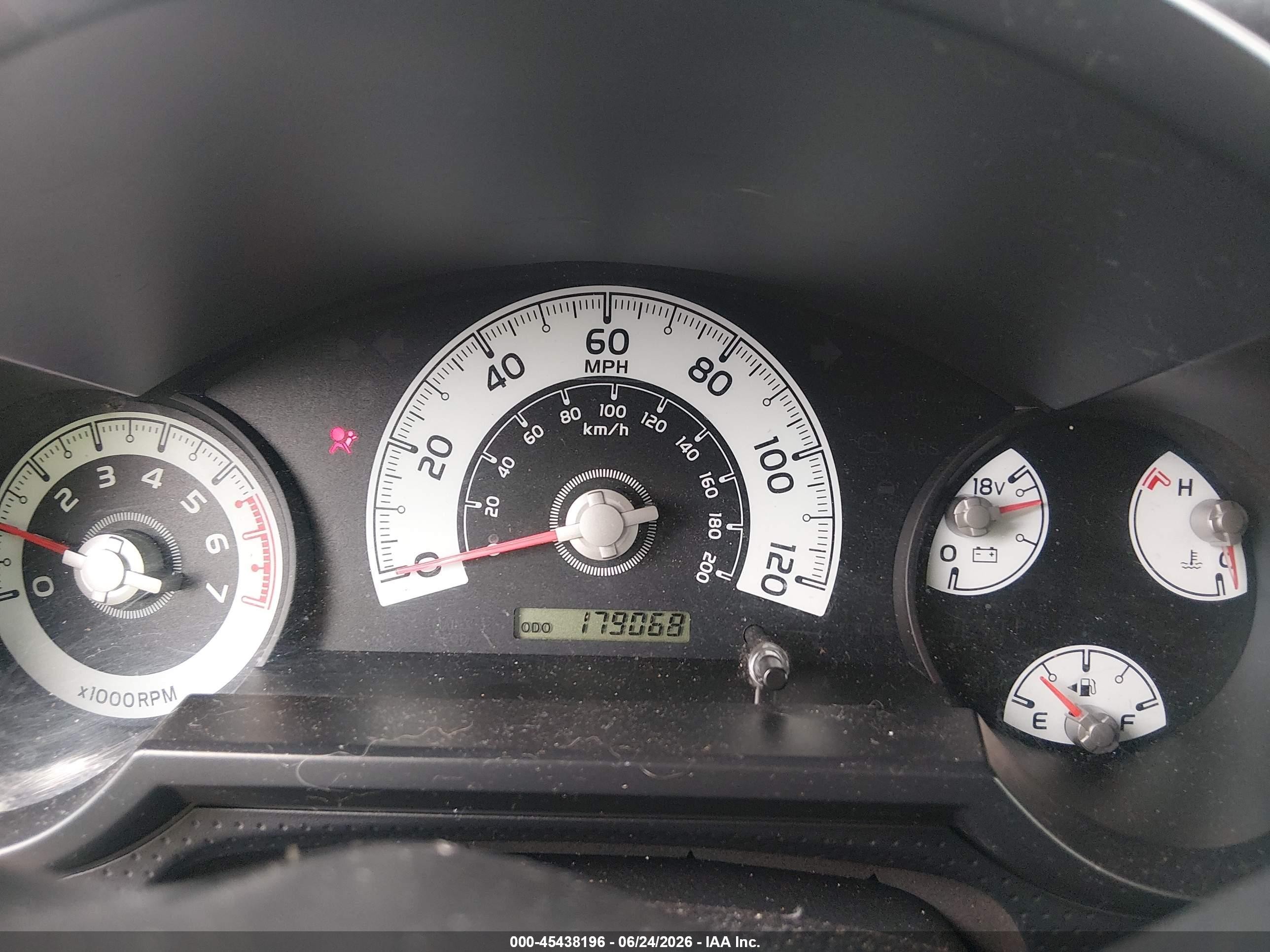 2007 Toyota Fj Cruiser   Burgundy vin: JTEBU11F070008885