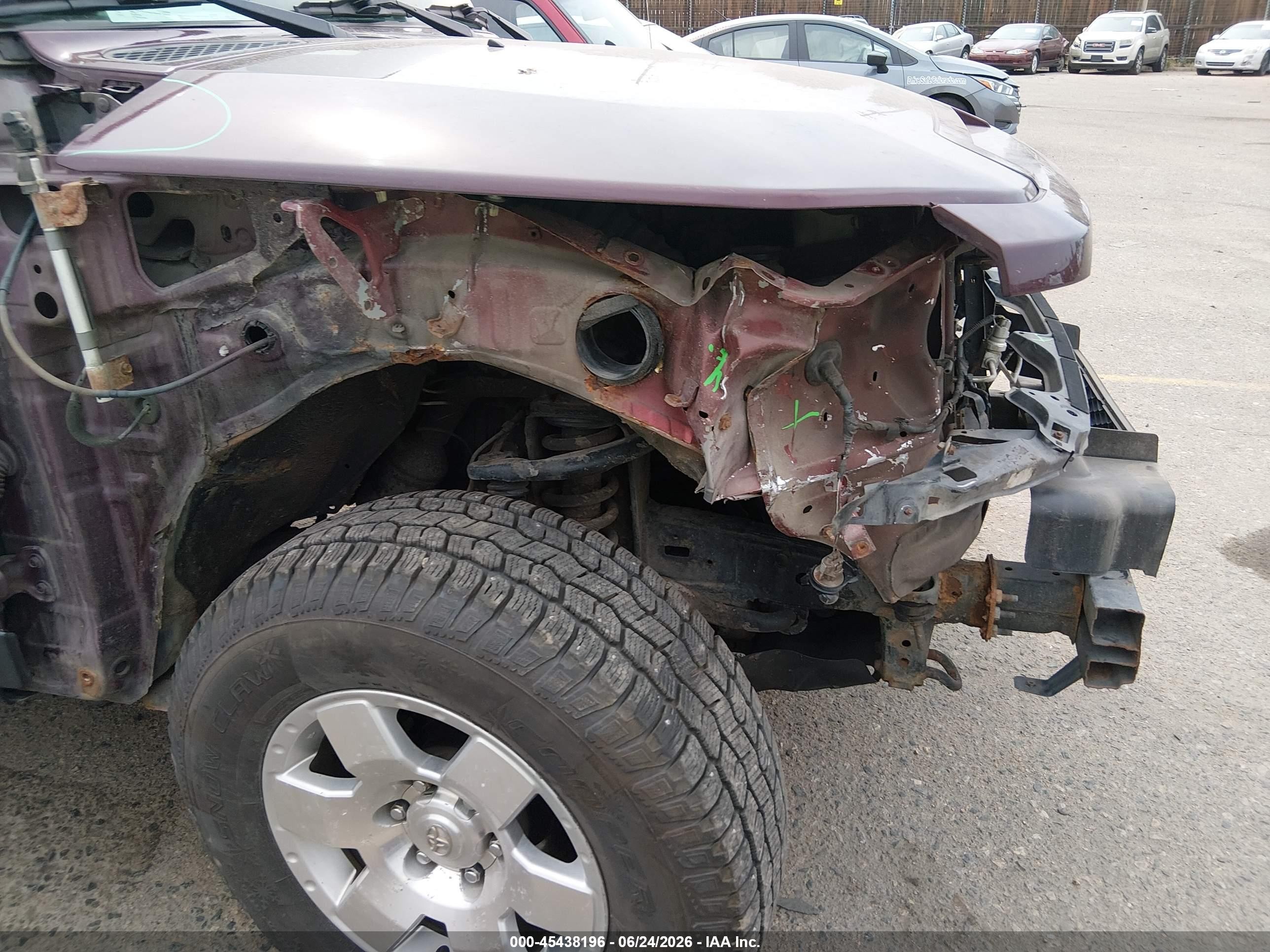 2007 Toyota Fj Cruiser   Burgundy vin: JTEBU11F070008885