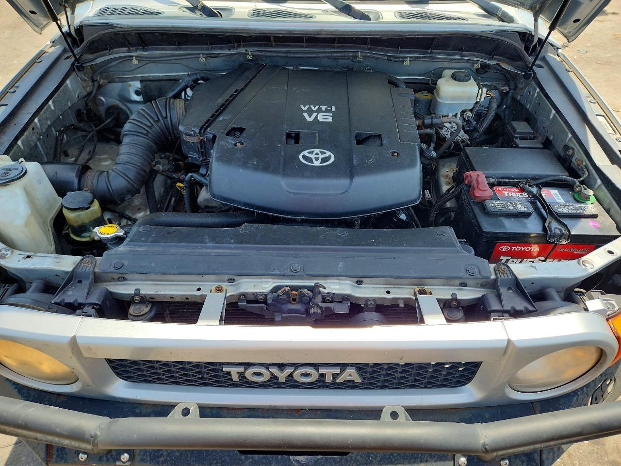 2007 Toyota Fj Cruiser Base Silver vin: JTEBU11F070069234