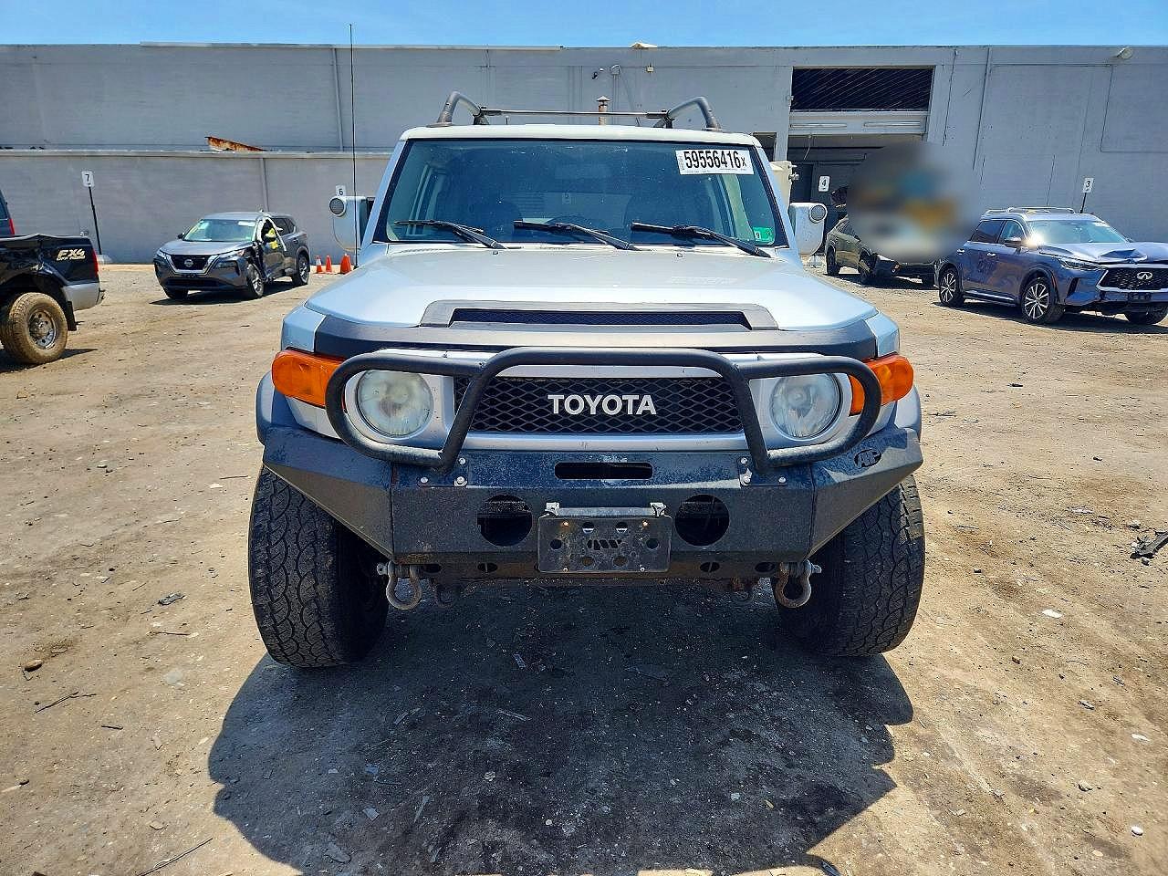 2007 Toyota Fj Cruiser Base Silver vin: JTEBU11F070069234