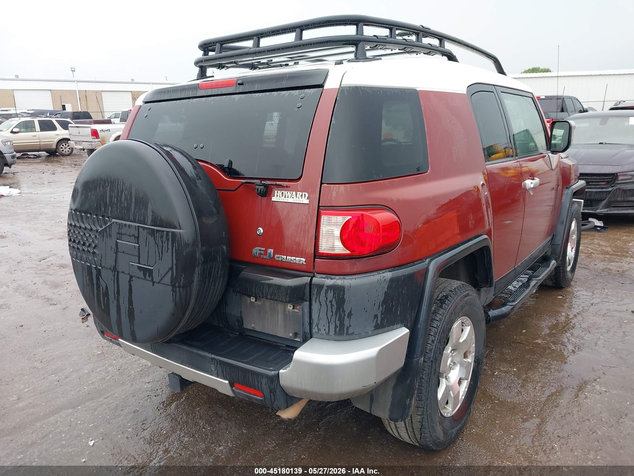 2008 Toyota Fj Cruiser   Maroon vin: JTEBU11F08K005443