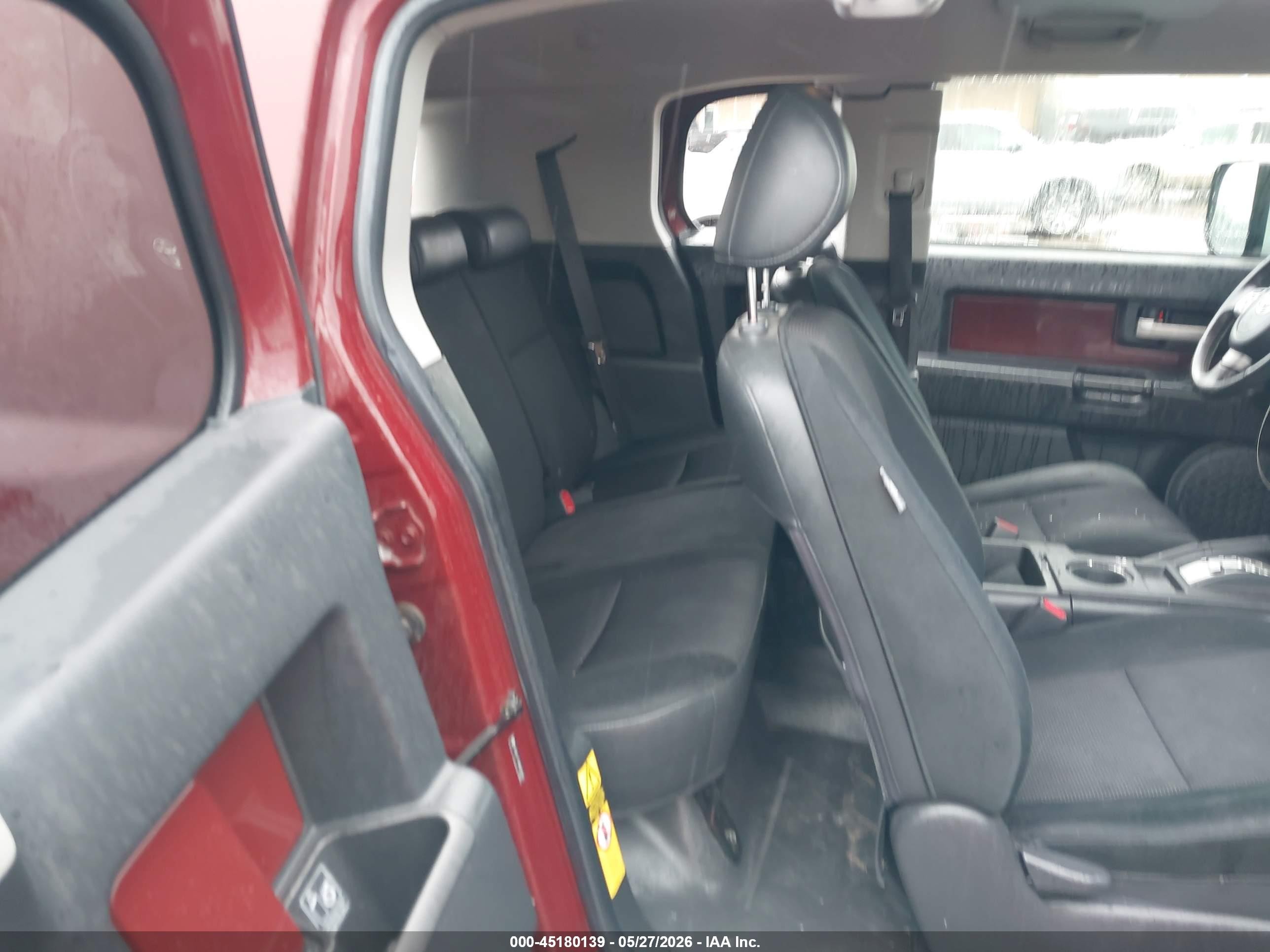 2008 Toyota Fj Cruiser   Maroon vin: JTEBU11F08K005443
