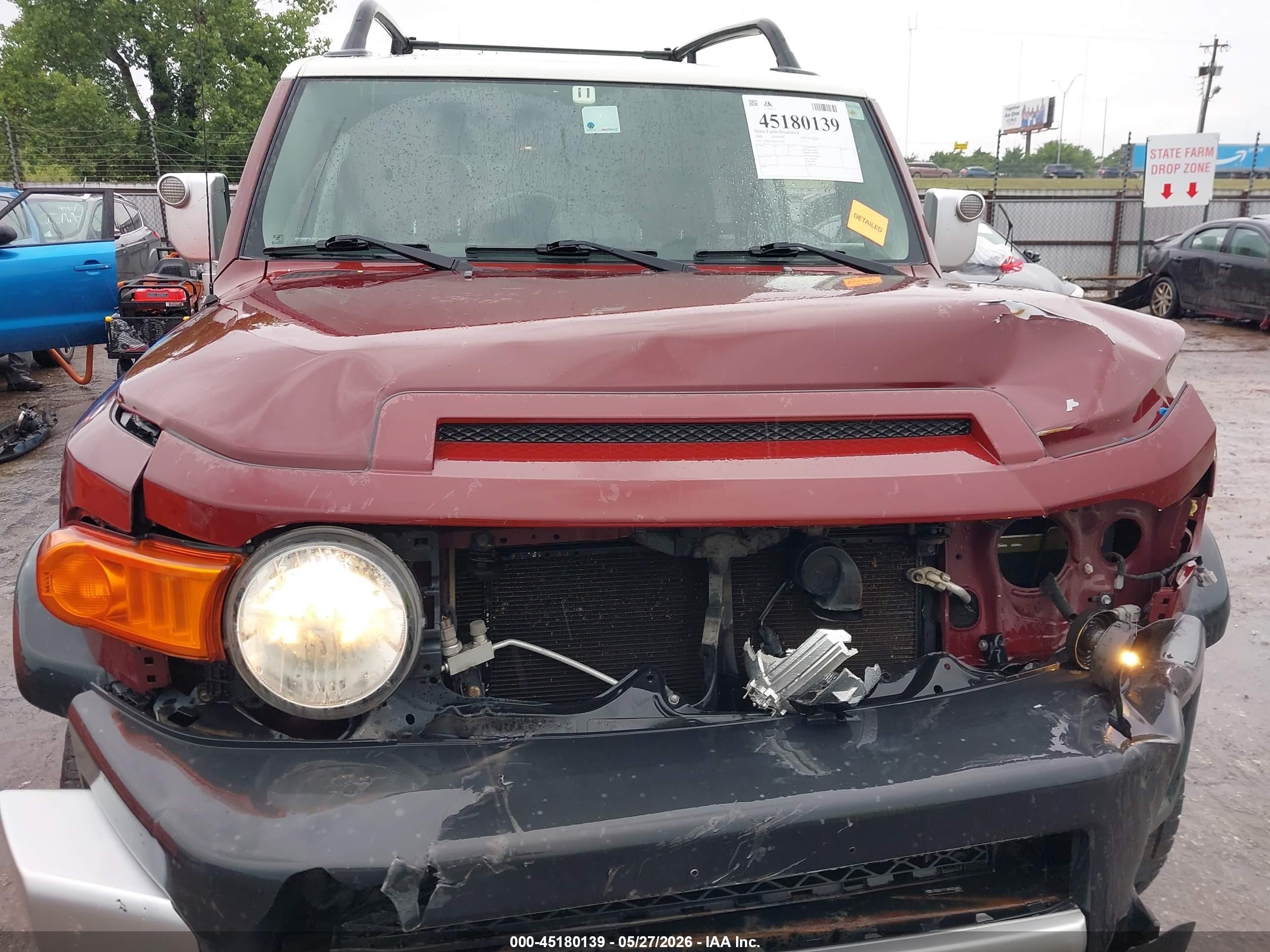 2008 Toyota Fj Cruiser   Maroon vin: JTEBU11F08K005443