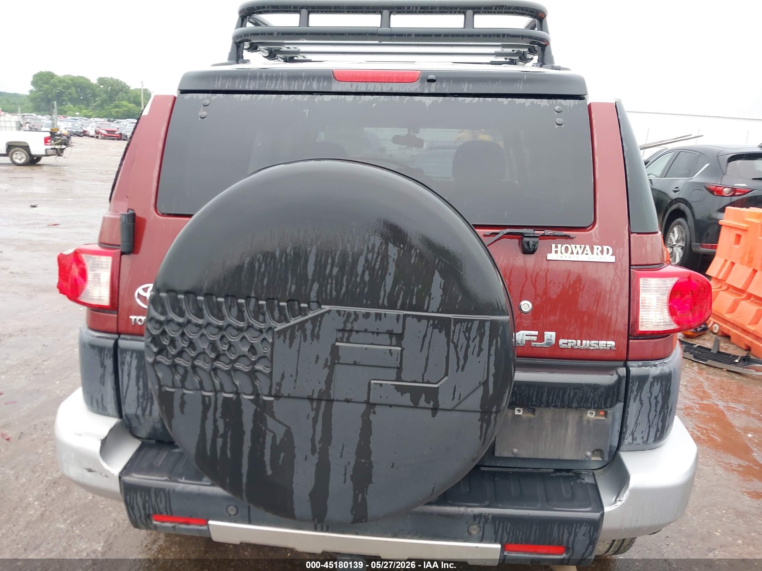 2008 Toyota Fj Cruiser   Maroon vin: JTEBU11F08K005443