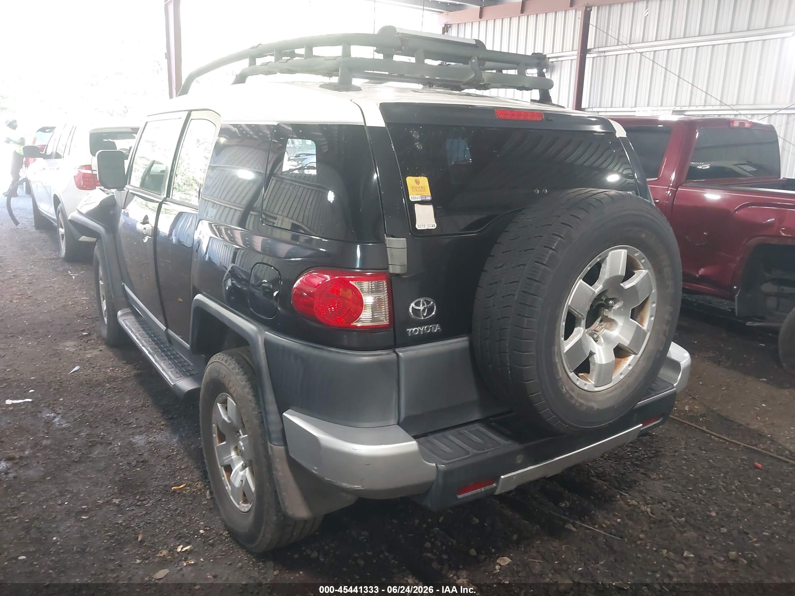 2008 Toyota Fj Cruiser   Black vin: JTEBU11F08K006592