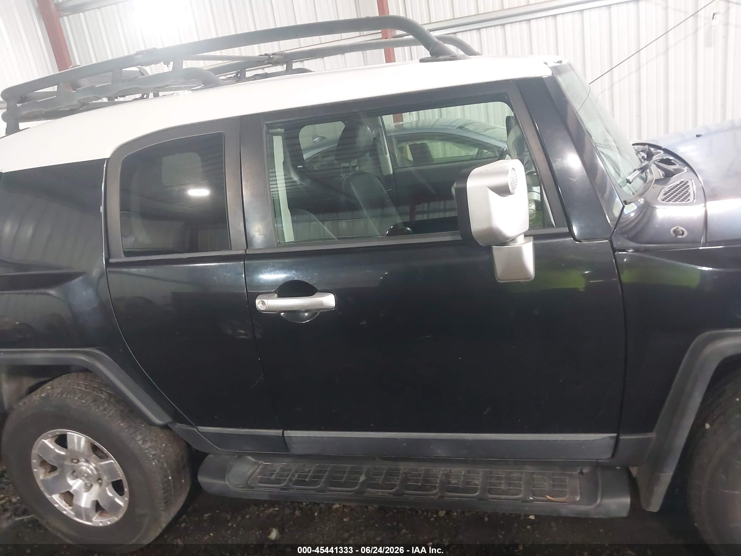 2008 Toyota Fj Cruiser   Black vin: JTEBU11F08K006592