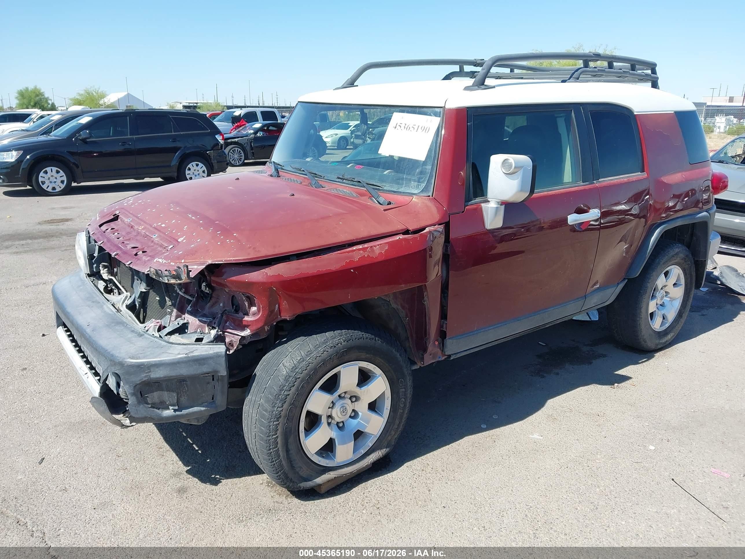 2008 Toyota Fj Cruiser   Burgundy vin: JTEBU11F08K019729