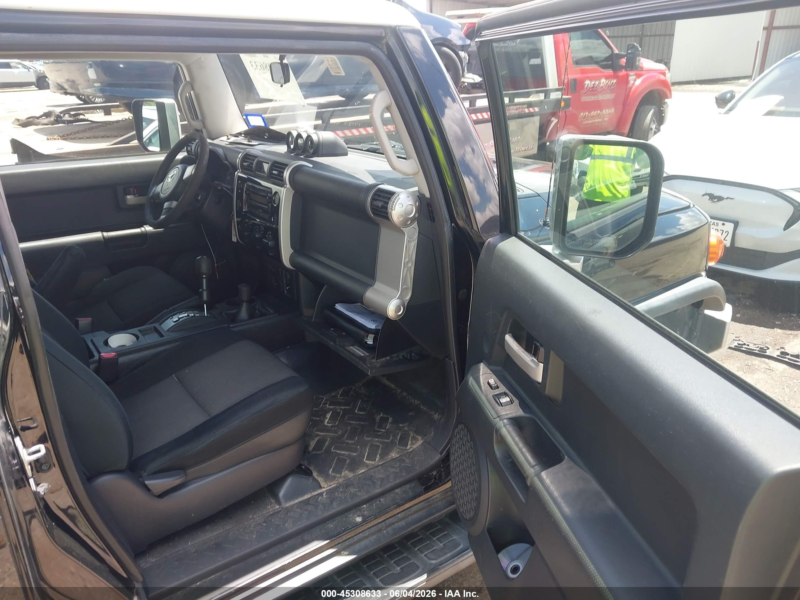 2008 Toyota Fj Cruiser   Black vin: JTEBU11F08K051113