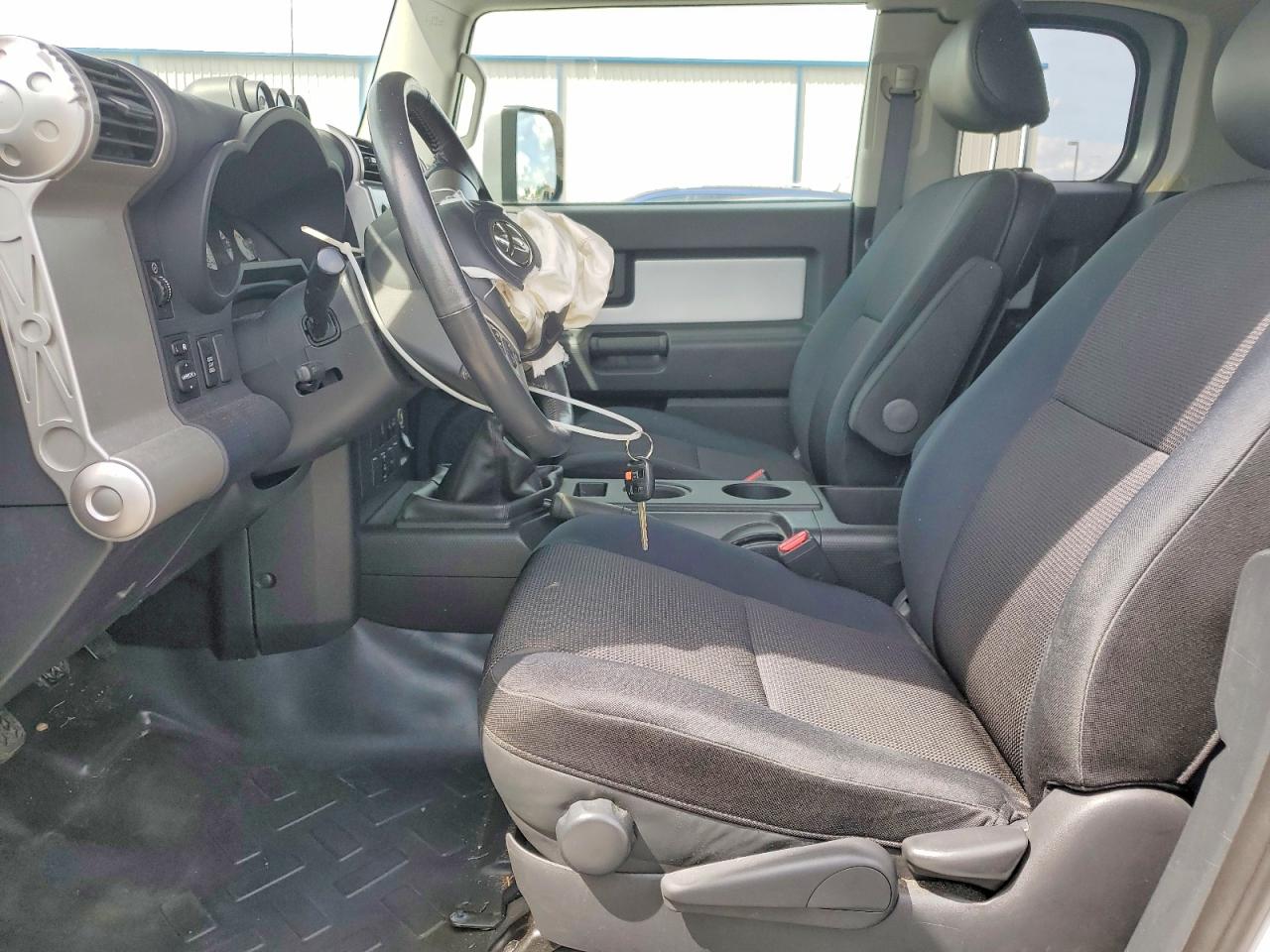 2008 Toyota Fj Cruiser Base Silver vin: JTEBU11F08K052522