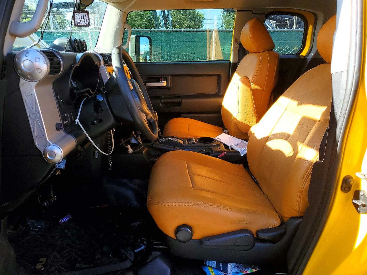 2008 Toyota Fj Cruiser Base Желтый vin: JTEBU11F08K055646