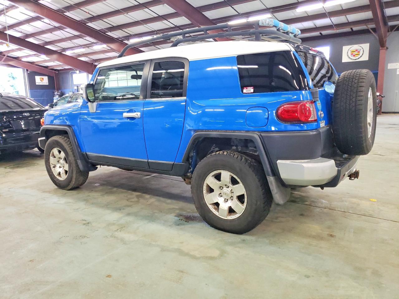 2007 Toyota Fj Cruiser Base Blue vin: JTEBU11F170012671
