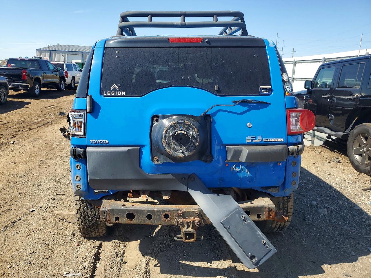 2007 Toyota Fj Cruiser Base Blue vin: JTEBU11F170043645