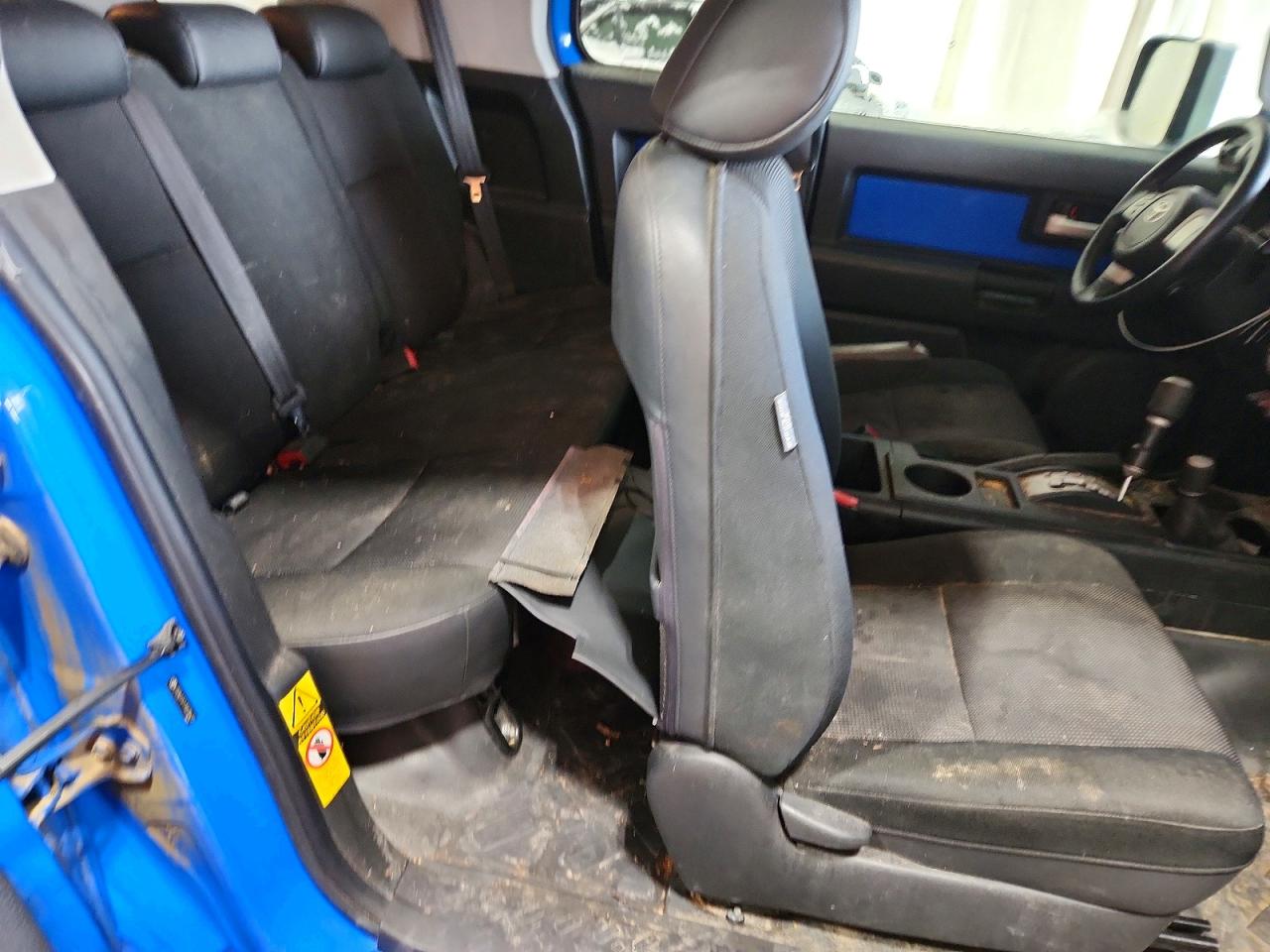 2007 Toyota Fj Cruiser Base Blue vin: JTEBU11F170078637
