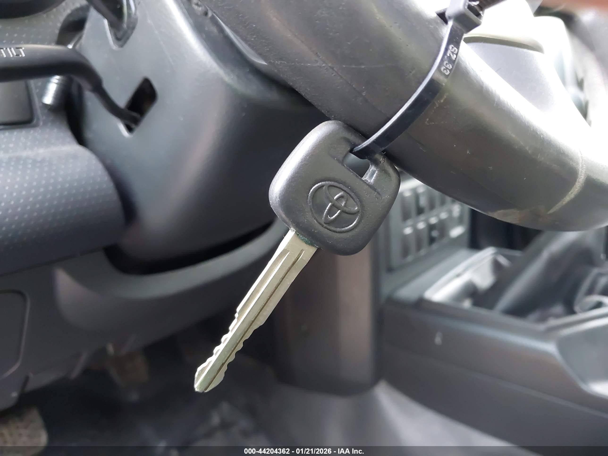 2007 Toyota Fj Cruiser   Gray vin: JTEBU11F170093249