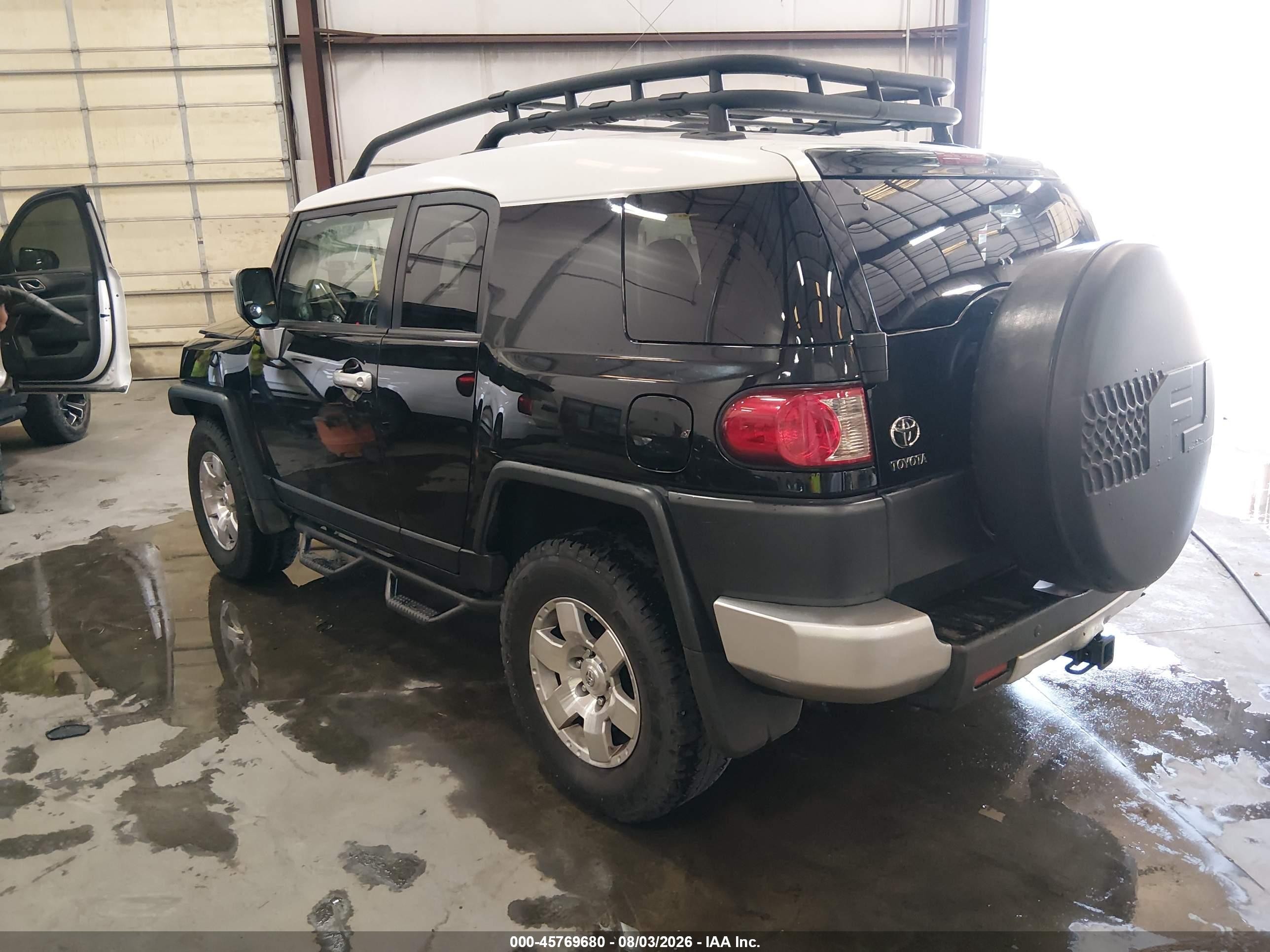 2007 Toyota Fj Cruiser   Black vin: JTEBU11F170096474