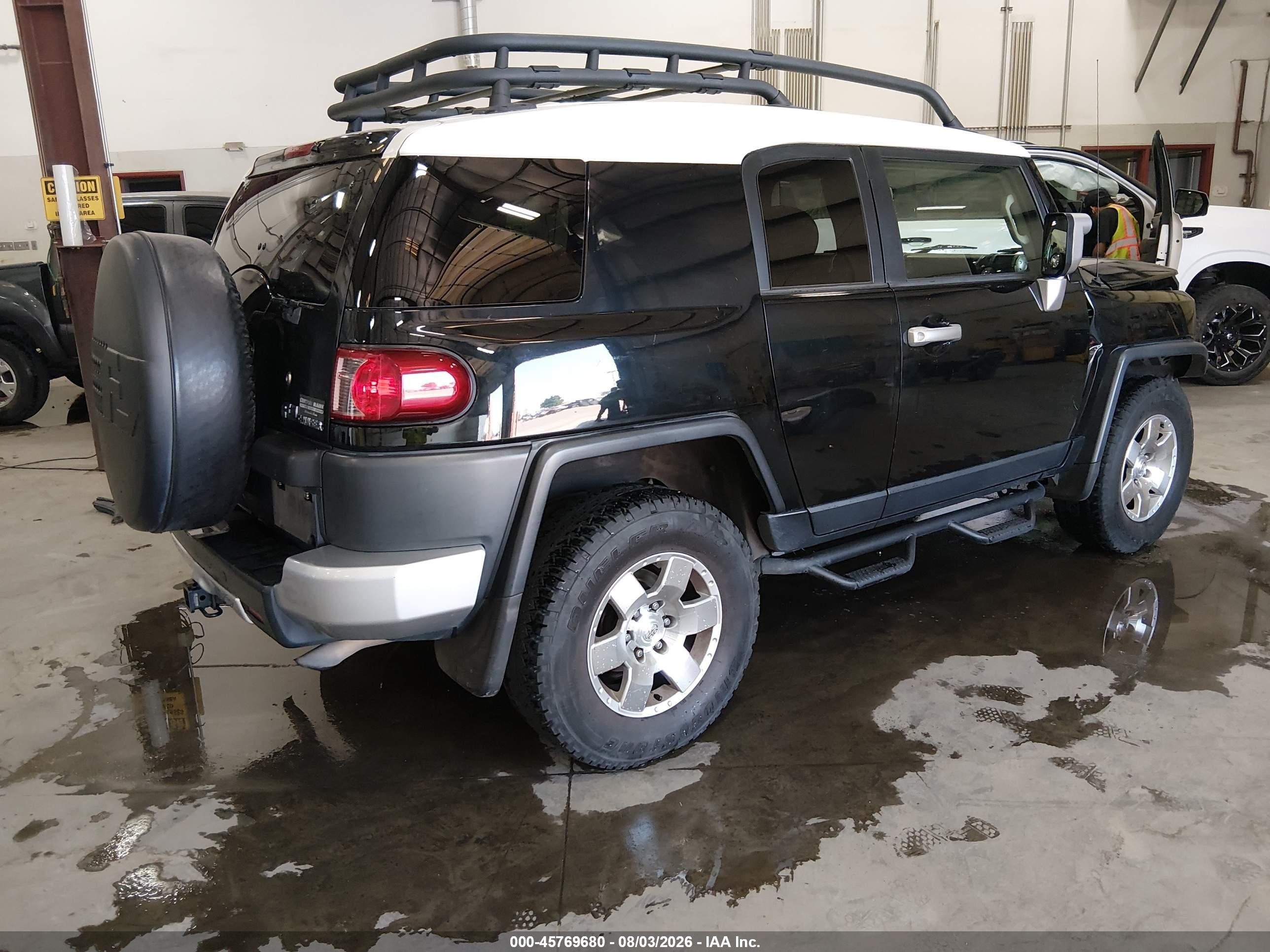 2007 Toyota Fj Cruiser   Black vin: JTEBU11F170096474