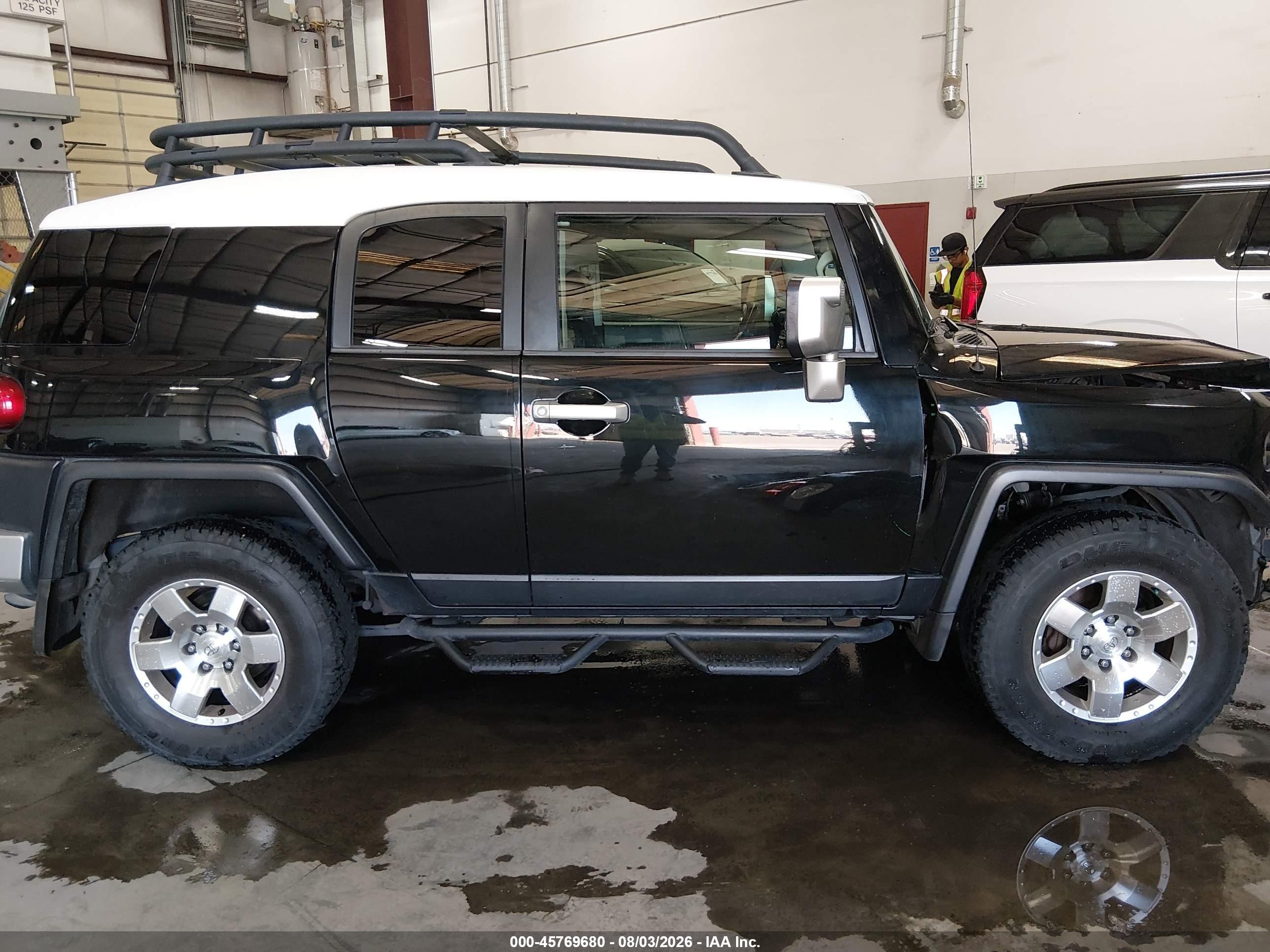 2007 Toyota Fj Cruiser   Black vin: JTEBU11F170096474