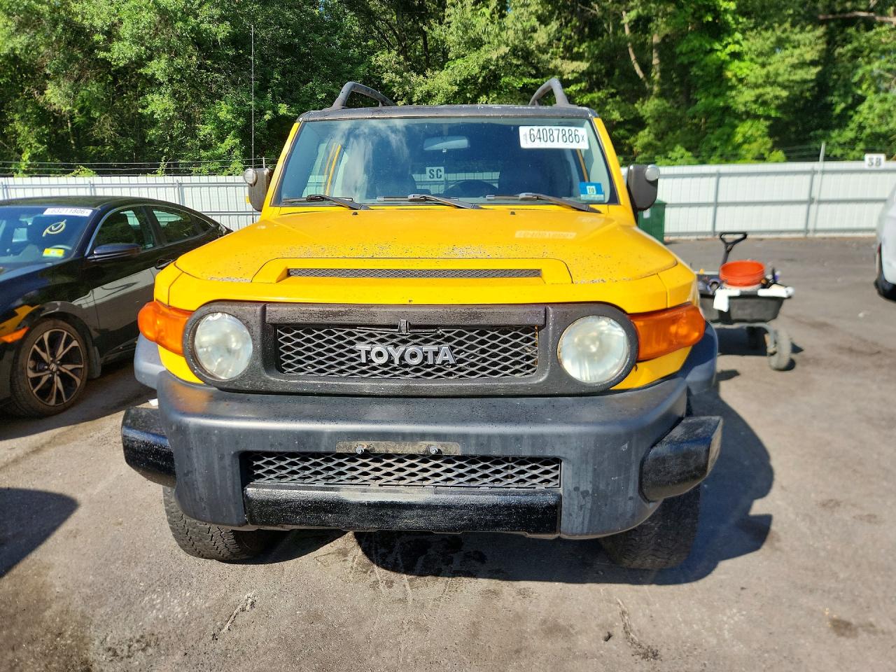 2008 Toyota Fj Cruiser Base Yellow vin: JTEBU11F180105160