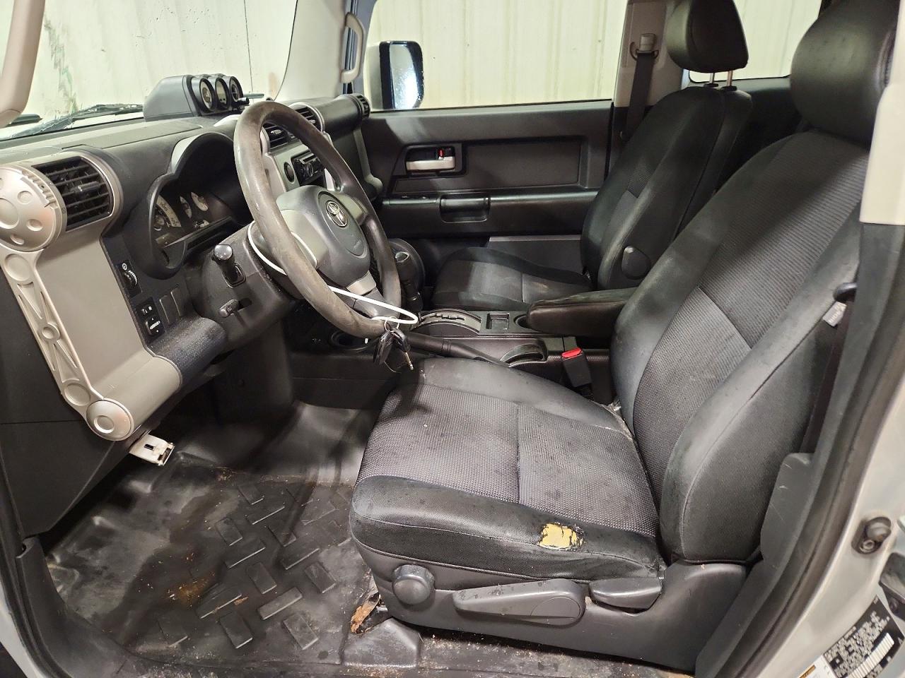 2008 Toyota Fj Cruiser Base Серый vin: JTEBU11F18K019447