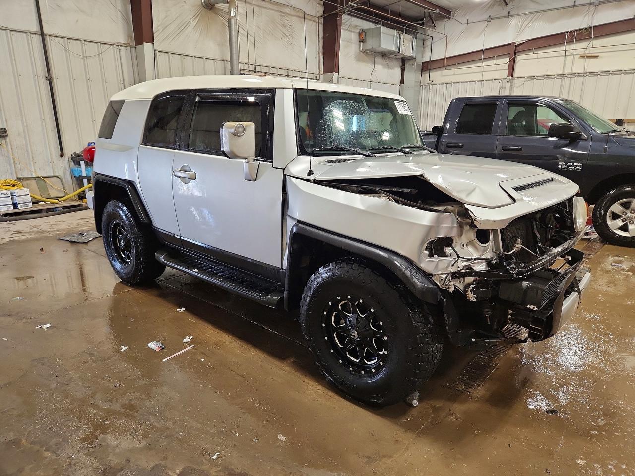 2008 Toyota Fj Cruiser Base Серый vin: JTEBU11F18K019447