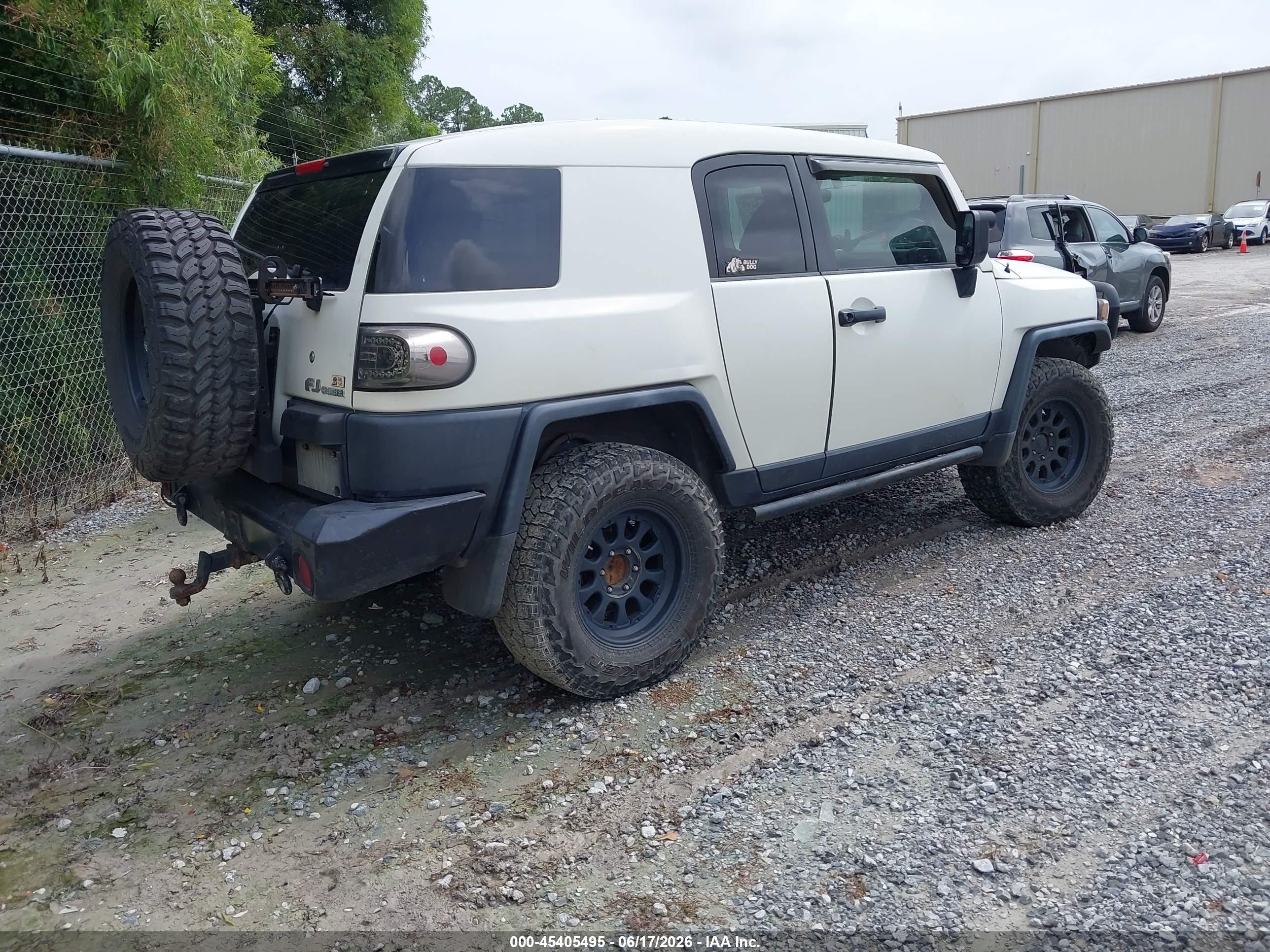 2008 Toyota Fj Cruiser   White vin: JTEBU11F18K037852