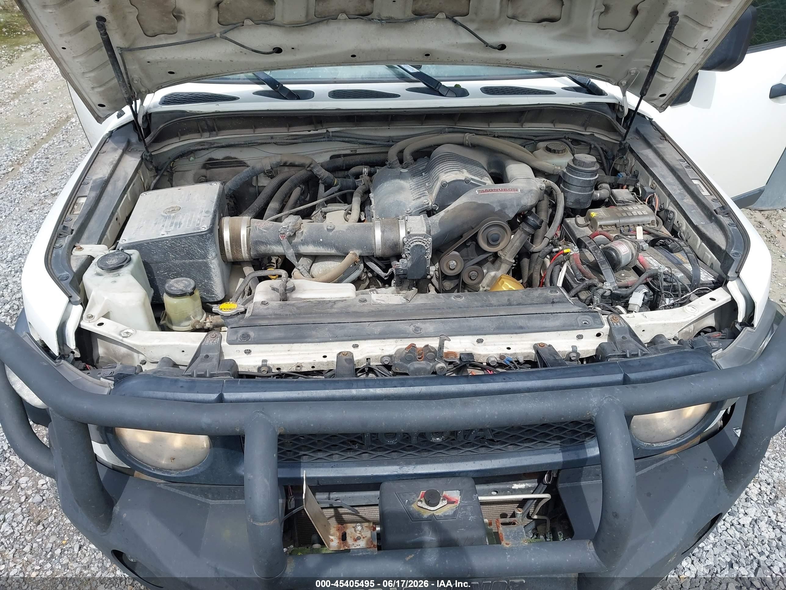 2008 Toyota Fj Cruiser   White vin: JTEBU11F18K037852